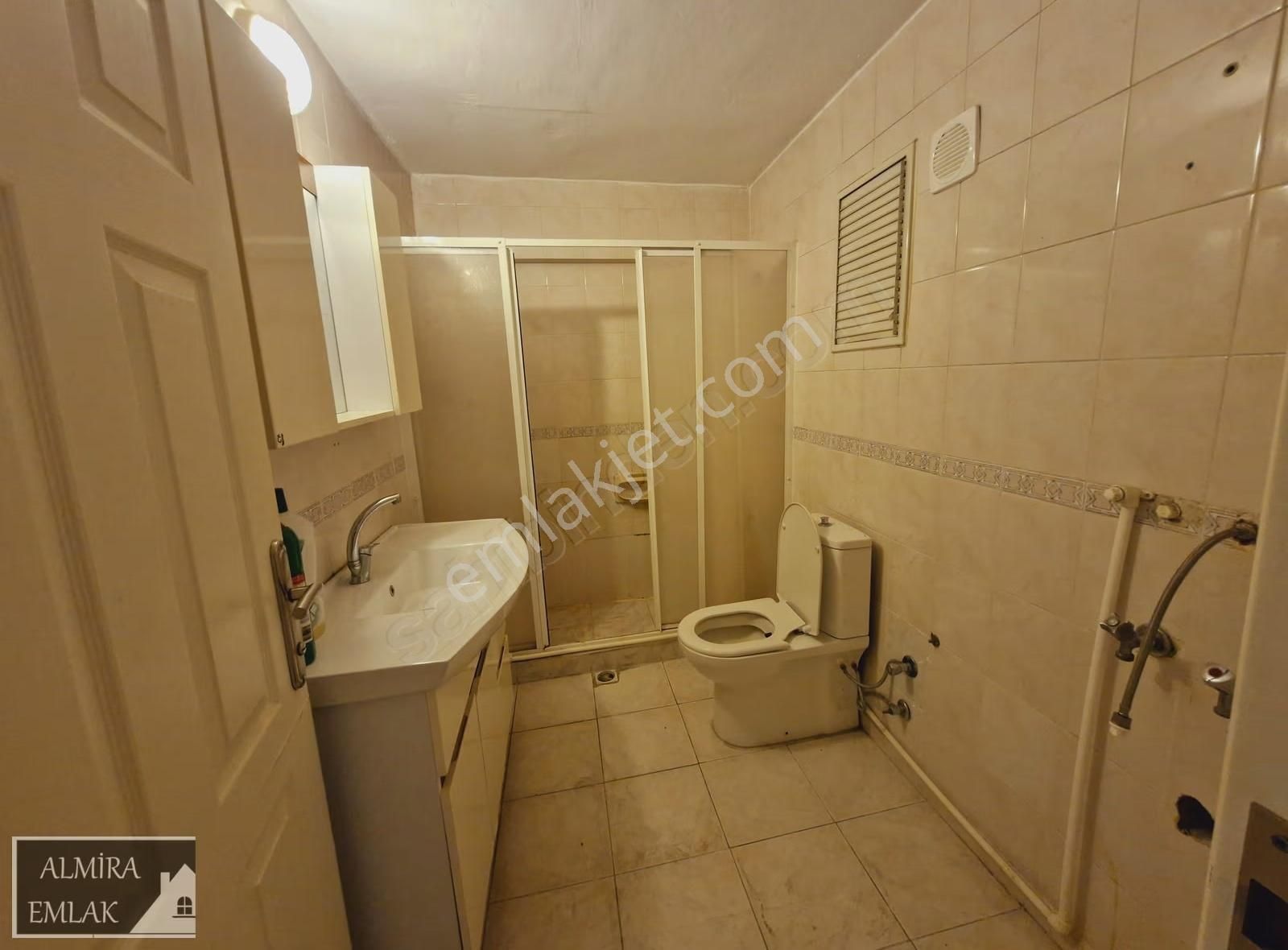 Göztepede İnönü Cad. Üzeri 3+1 Ara Kat Çift Cephe Çift Balkon - Görsel 23