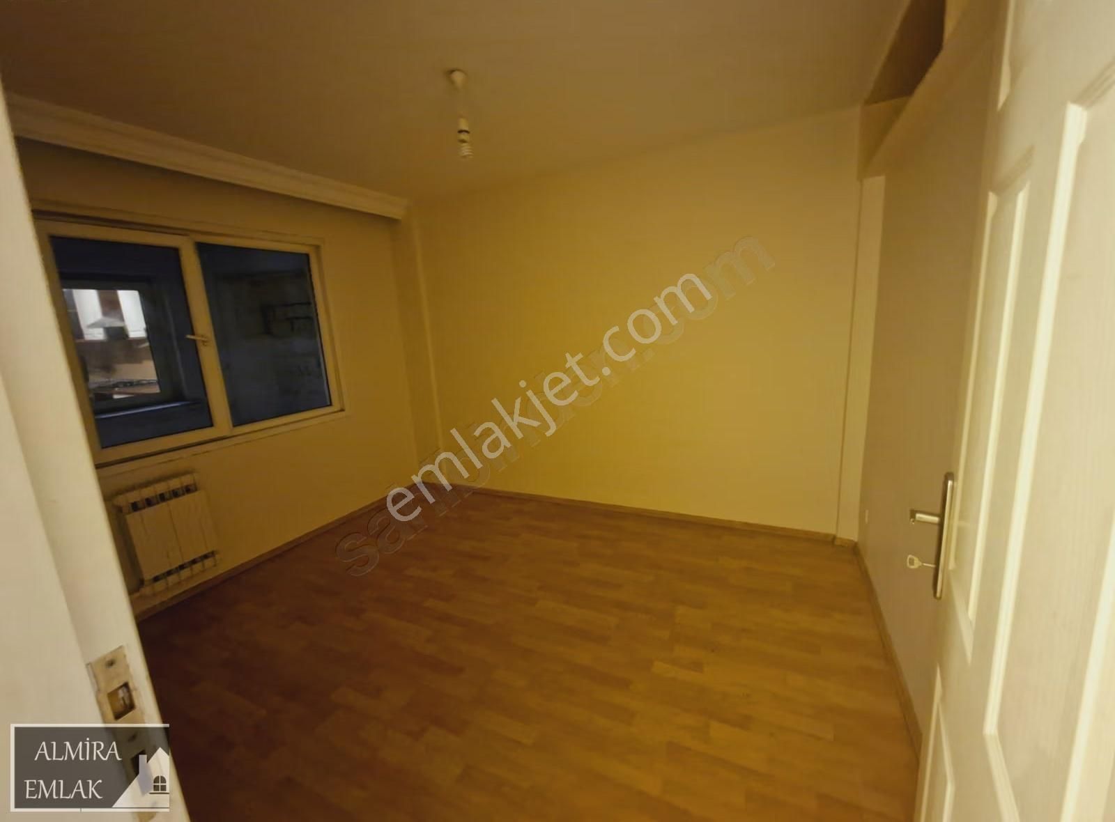 Göztepede İnönü Cad. Üzeri 3+1 Ara Kat Çift Cephe Çift Balkon - Görsel 8