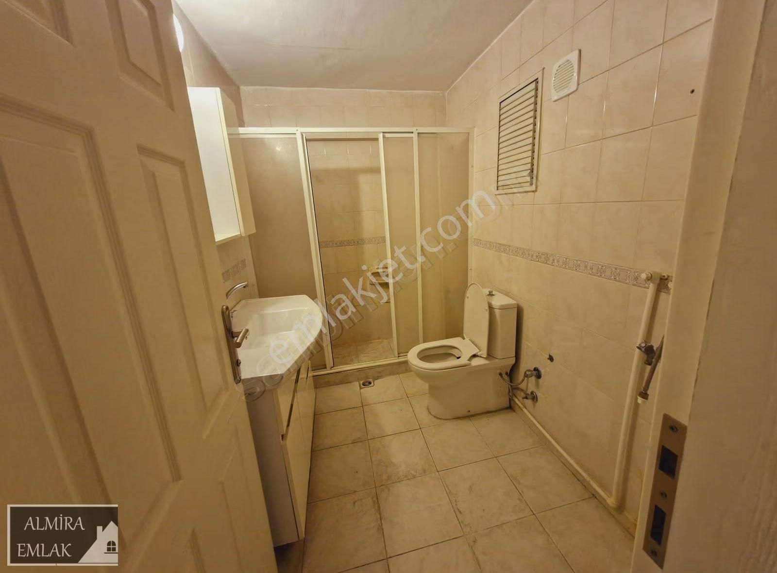 Göztepede İnönü Cad. Üzeri 3+1 Ara Kat Çift Cephe Çift Balkon - Görsel 2