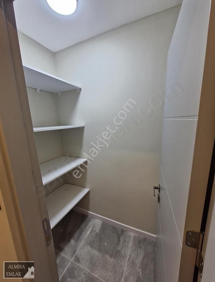 Göztepede Cad, Yakını 3+1 140m2 Lüks Dekorlu D.gazlı - Görsel 2