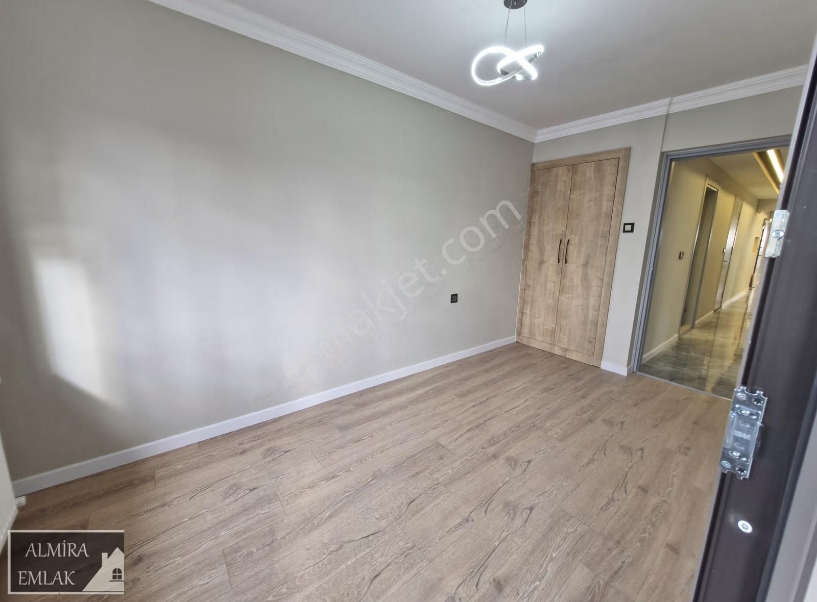 Göztepede Cad, Yakını 3+1 140m2 Lüks Dekorlu D.gazlı - Görsel 5