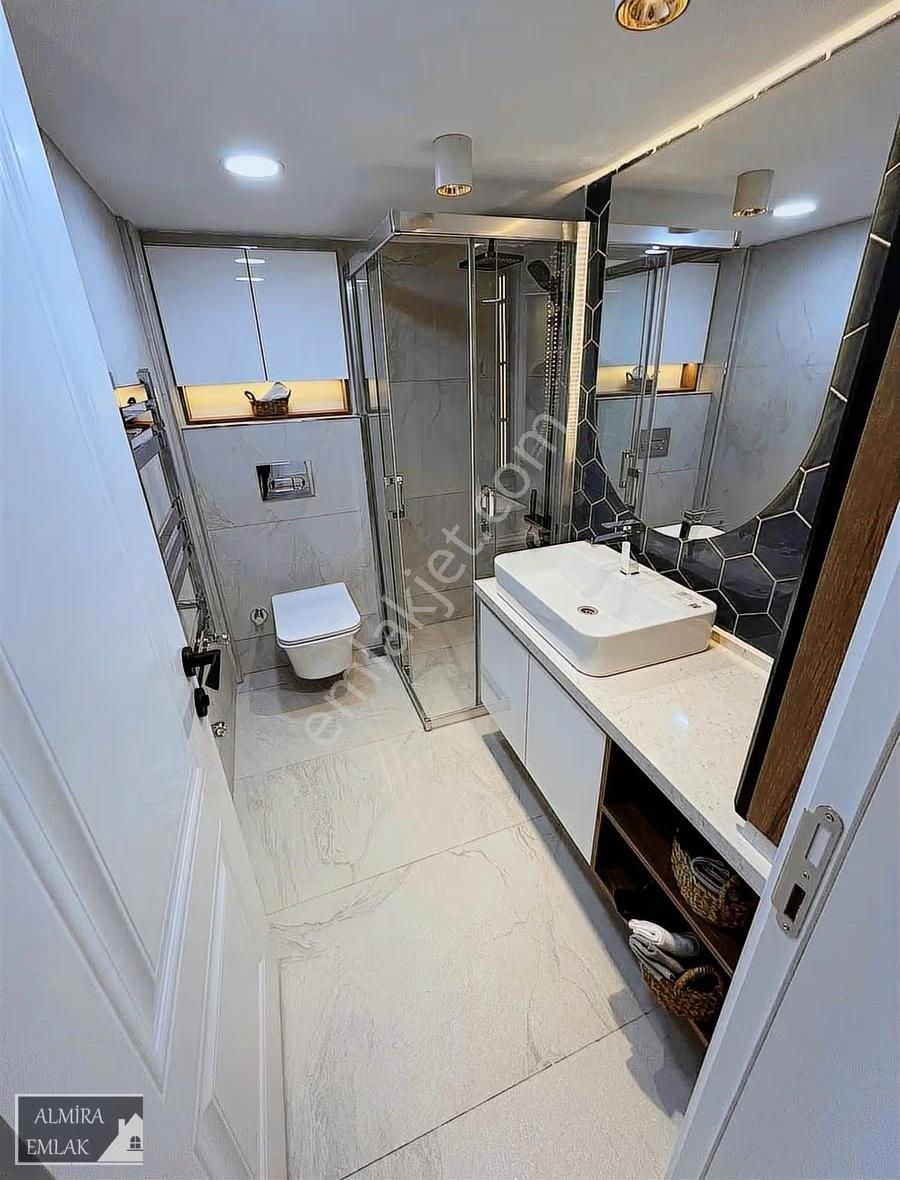 Hatayda İnönü Cad. Arka Sokağı 3+1 3 Cephe Full Bakımlı D.gazlı - Görsel 6