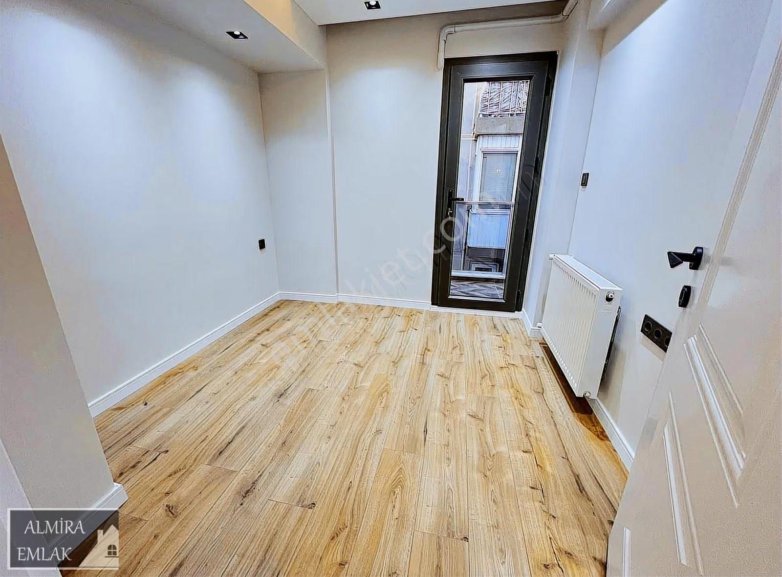 Hatayda İnönü Cad. Arka Sokağı 3+1 3 Cephe Full Bakımlı D.gazlı - Görsel 2