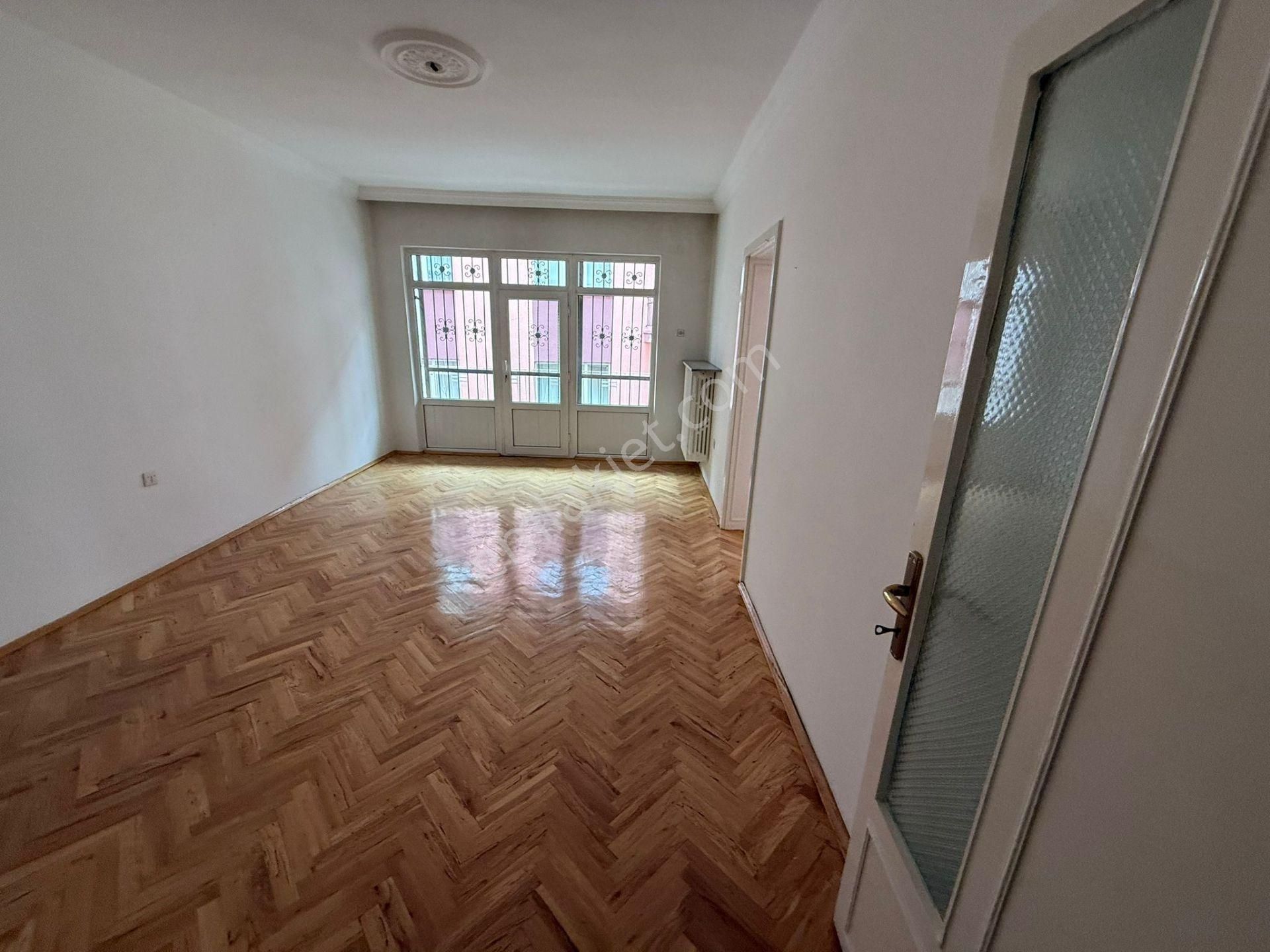 Bilgen Vatan'dan Pınarbaşı Osmanlı Pazar Yakını 1. Kat 3+1 Hem Yatırıma Hem Oturuma Uygun Satılık - Görsel 5