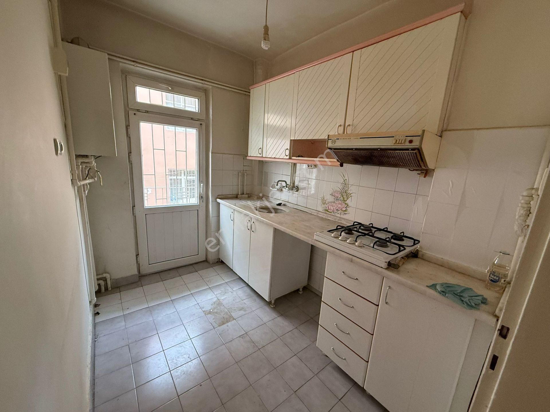 Bilgen Vatan'dan Pınarbaşı Osmanlı Pazar Yakını 1. Kat 3+1 Hem Yatırıma Hem Oturuma Uygun Satılık - Görsel 11