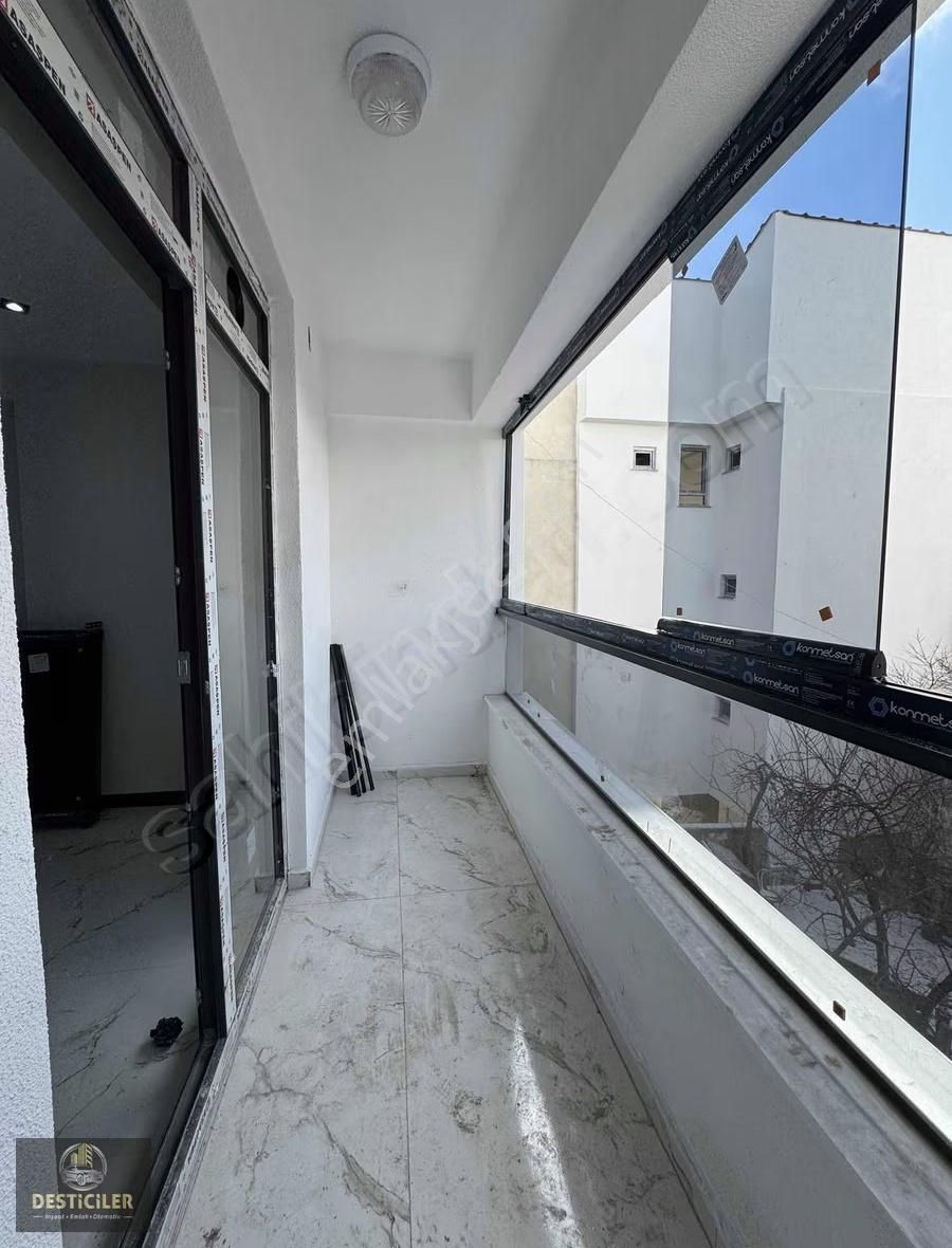 Eı-çamlıca Mahallesi Ulusal Egemenlik Yakını 1+1 - Görsel 6