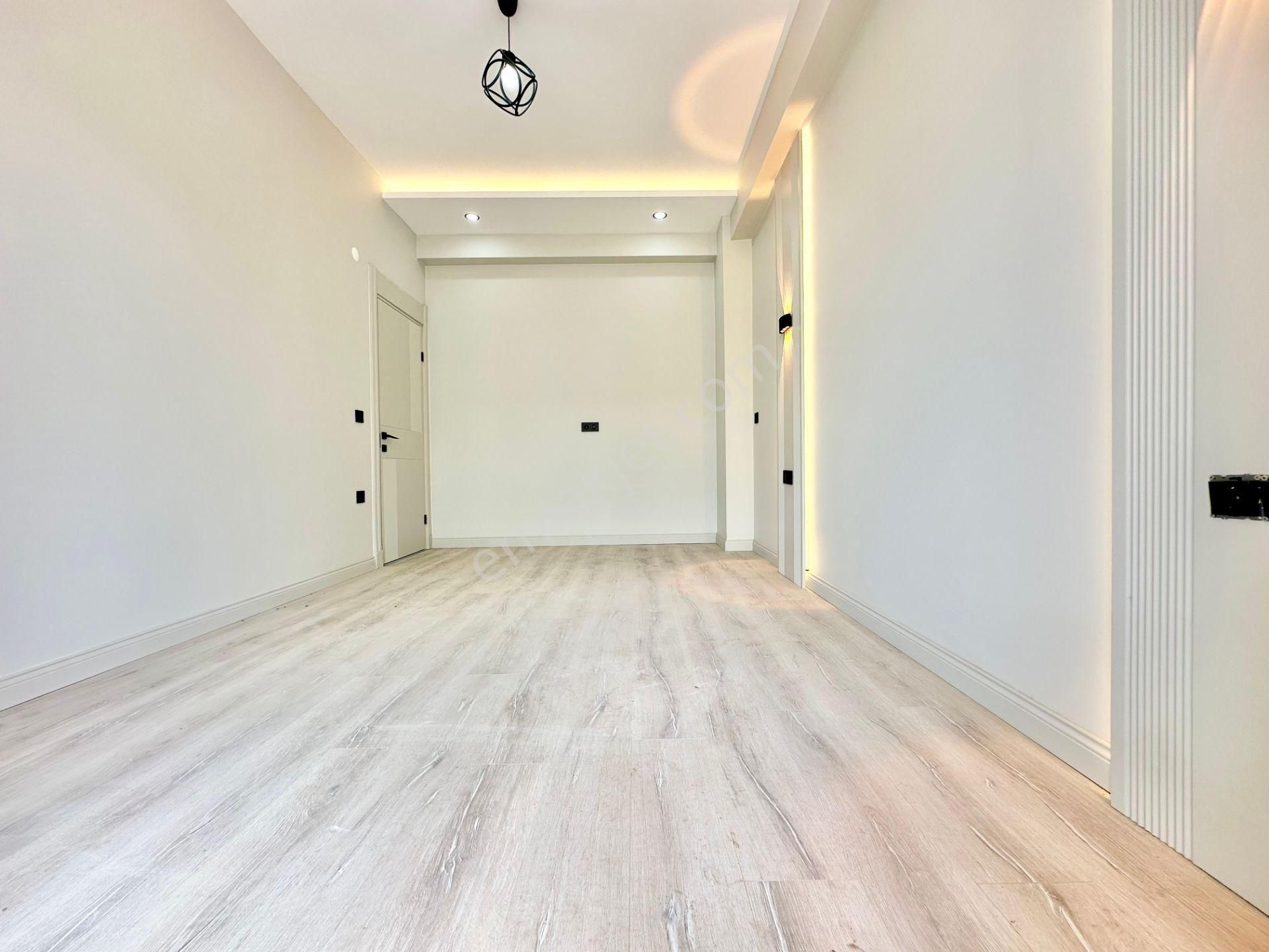 ꧁akçay Ay Emlaktan꧂güre'de Lüks Sitede Bahçe Kullanımlı Müstakil Tadında Satılık 2+1 Şık Daire - Görsel 15