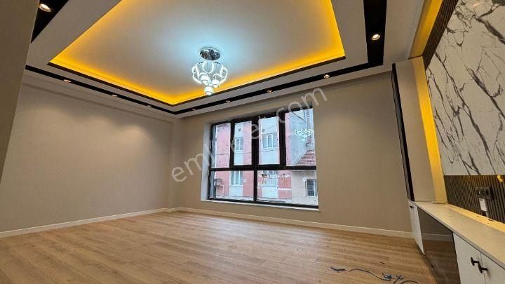 Recep Ümit Emlak'tan Çamlıca Mahallesi Tombakzade Caddesi Yakını Satılık 3+1 Ultra Lüks Daire Nüt7 - Görsel 4