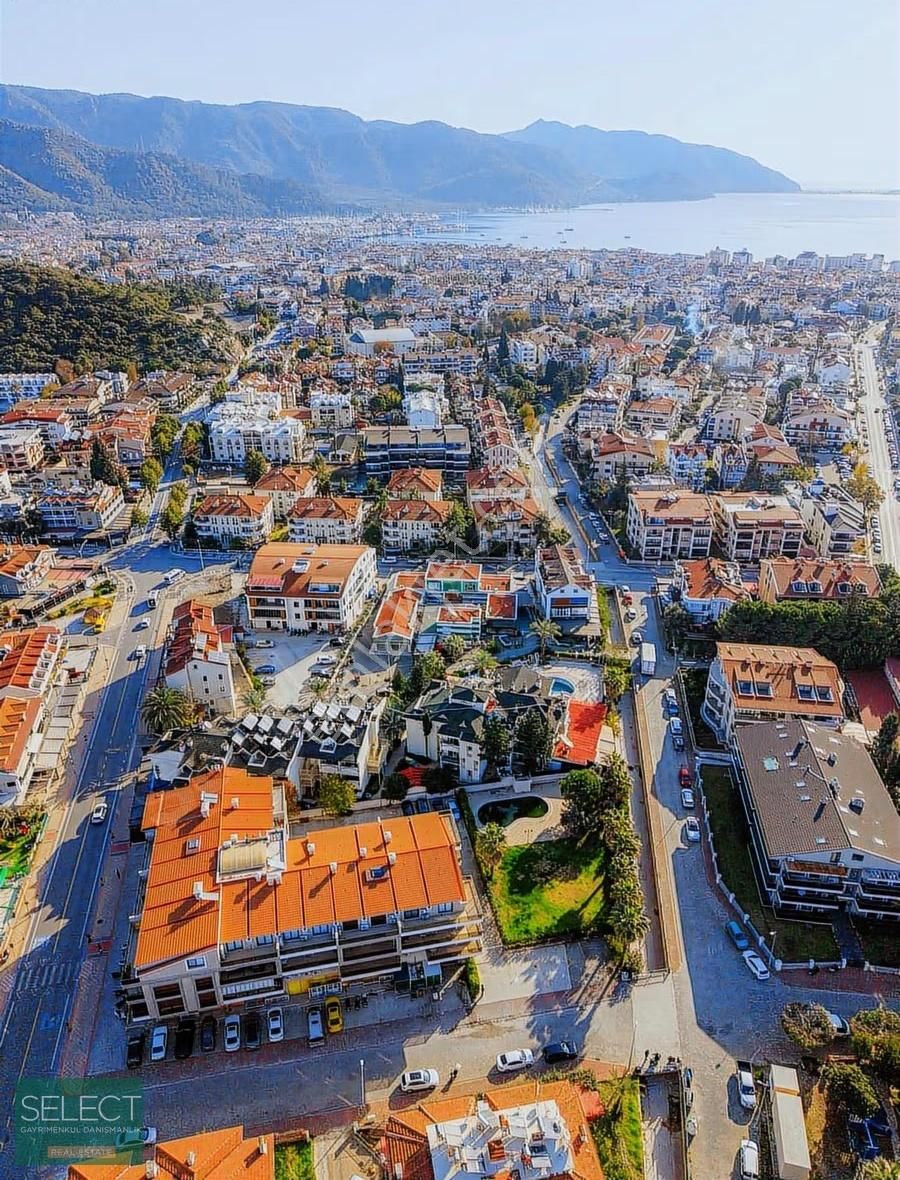 Select'ten Marmaris'te Havuzlu Otoparklı Satılık Geniş Daire - Görsel 18