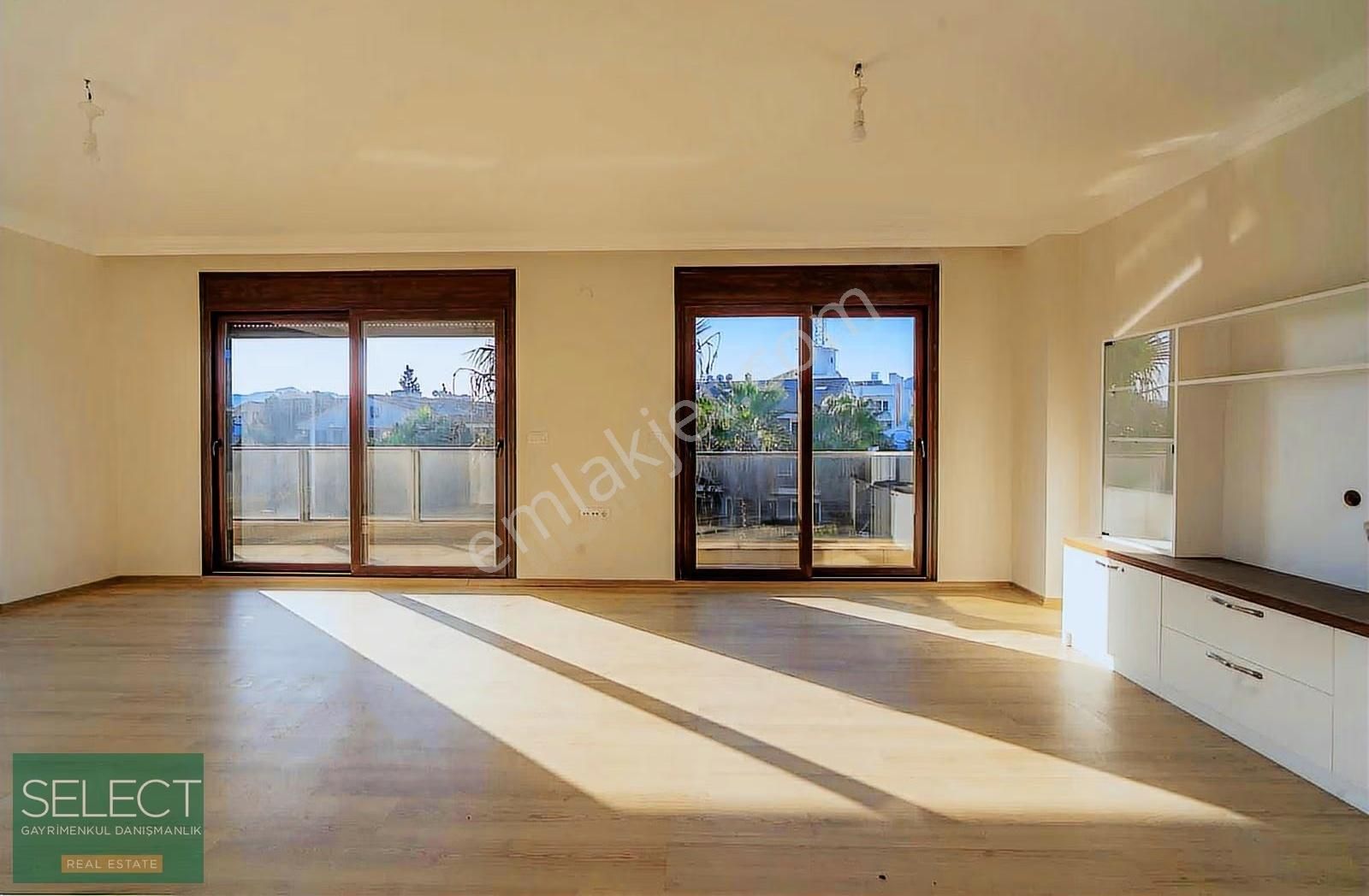 Select'ten Marmaris'te Havuzlu Otoparklı Satılık Geniş Daire - Görsel 2