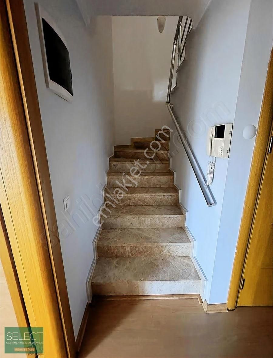 Marmaris Köylü Pazarına Yakın Kapalı Otoparklı Kiralık 3+1 Daire - Görsel 16