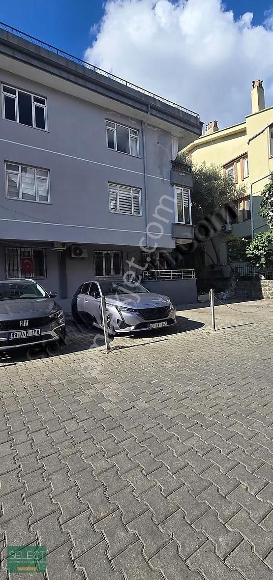 Merkezde Otoparklı | Tek Tapuda 2 Ayrı Daire | Yatırıma Uygun - Görsel 14