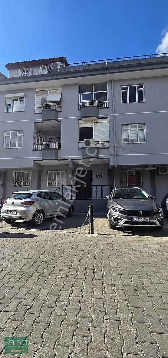 Merkezde Otoparklı | Tek Tapuda 2 Ayrı Daire | Yatırıma Uygun - Görsel 17