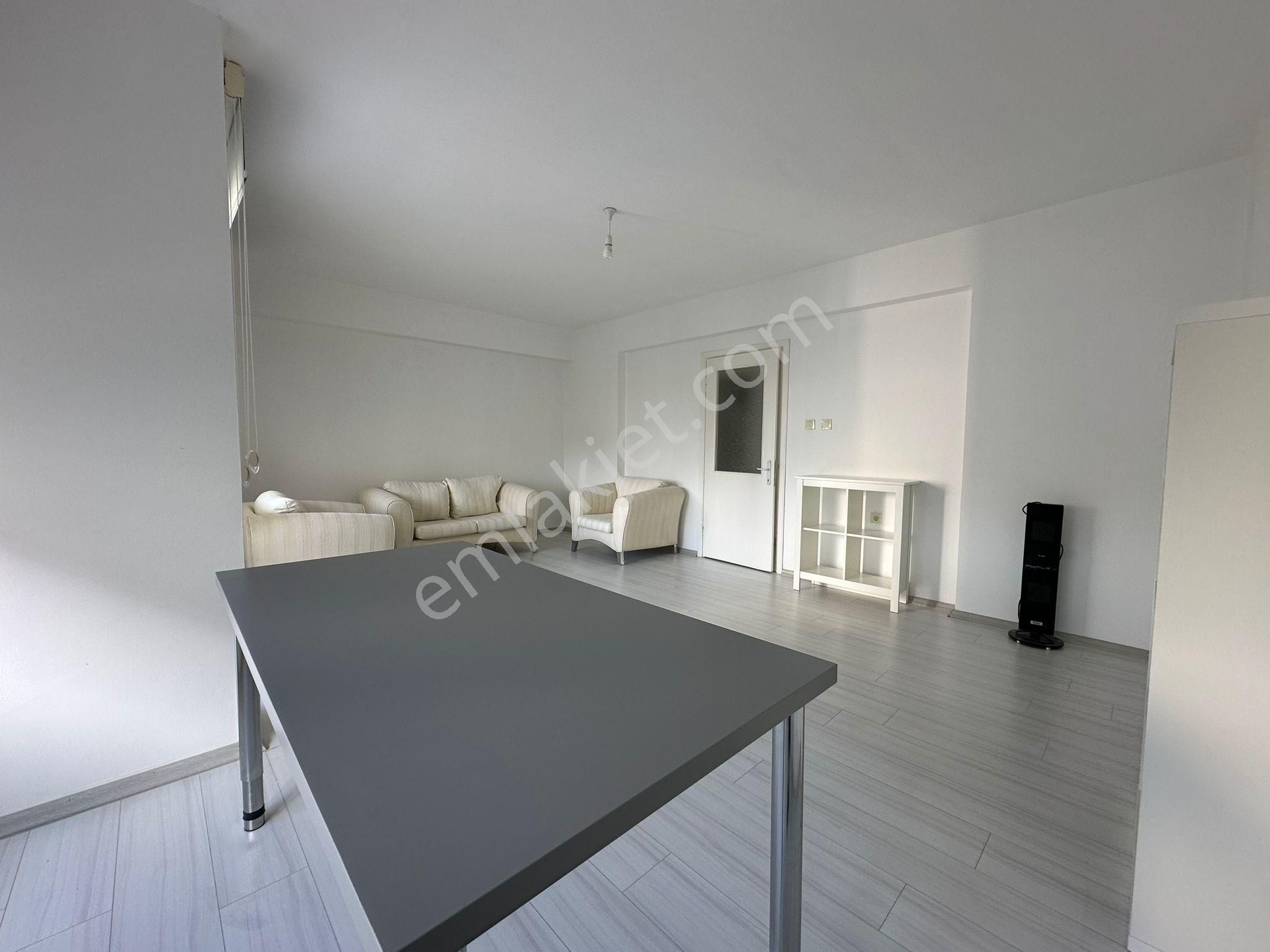 Merkezi Konumda 2+1 Ferah Satılık Daire! - Görsel 4