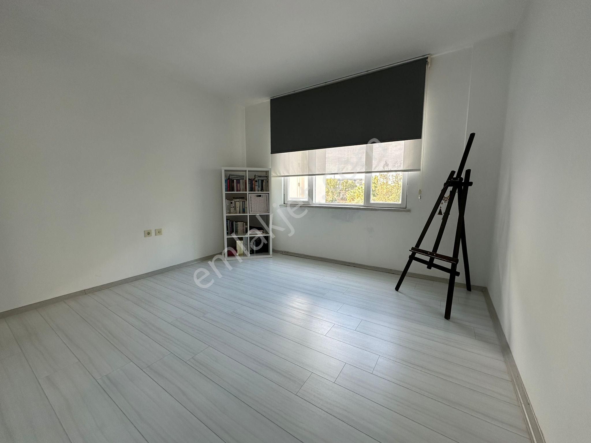 Merkezi Konumda 2+1 Ferah Satılık Daire! - Görsel 16