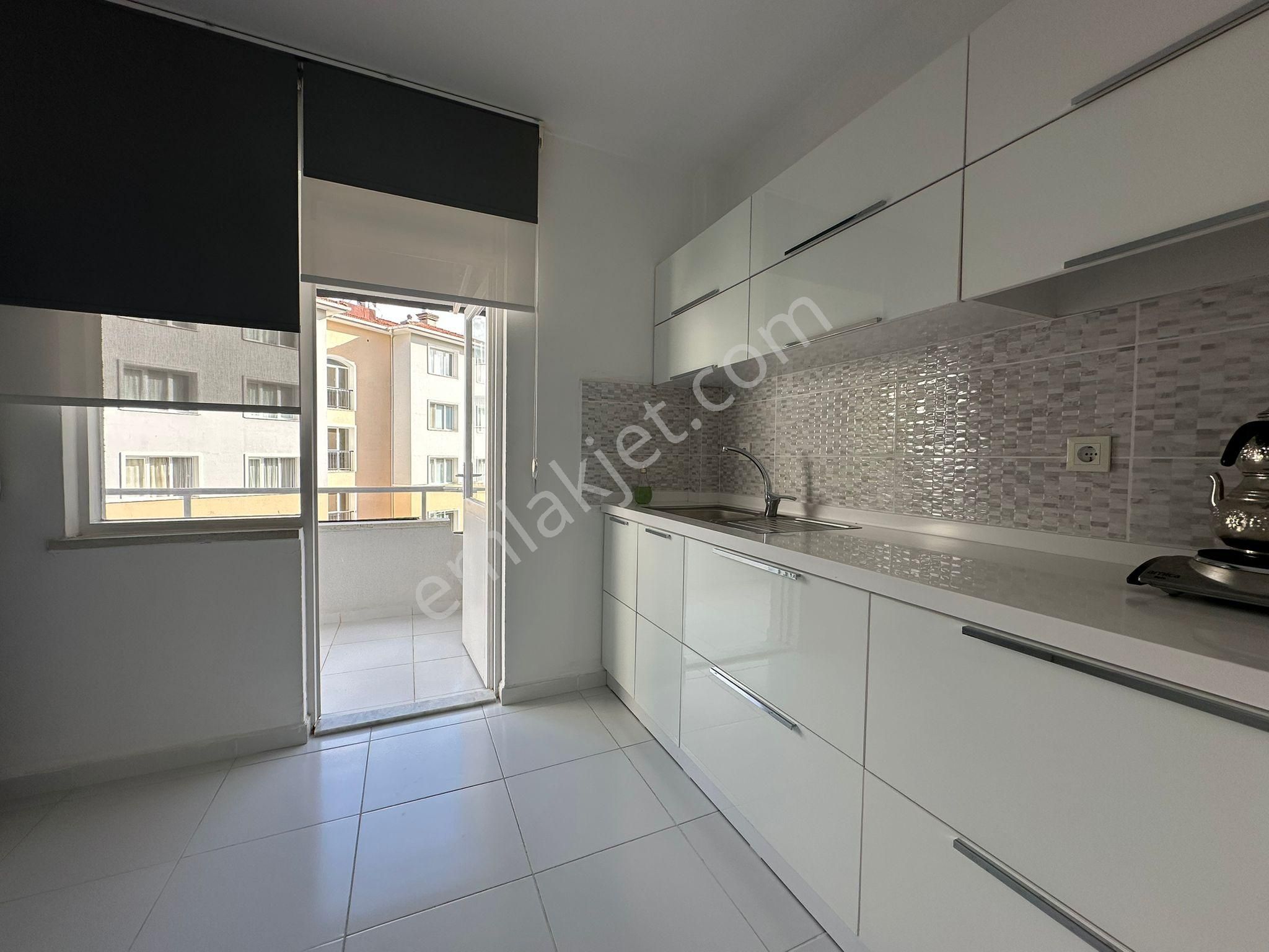 Merkezi Konumda 2+1 Ferah Satılık Daire! - Görsel 13