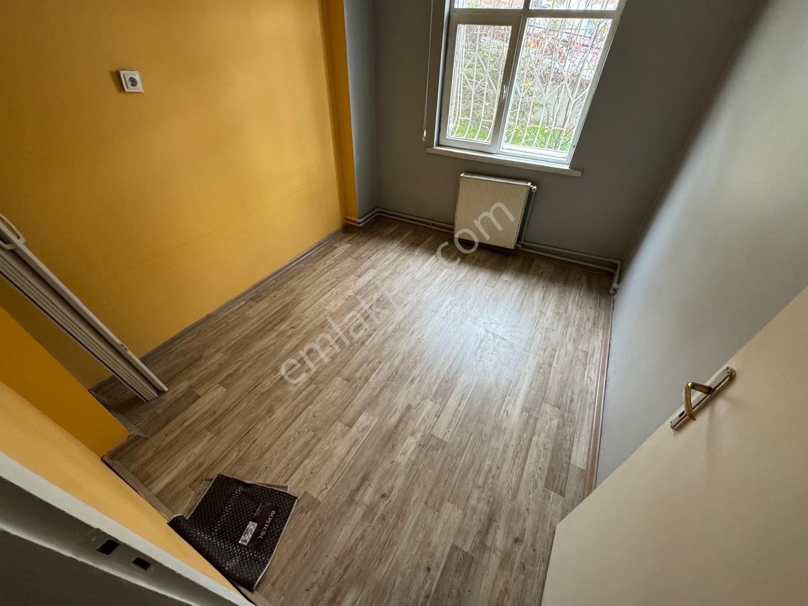 Tepebaşı H.bektaş Veli Köprü Yakını Kat1 3+1 Oturuma Hazır - Görsel 12