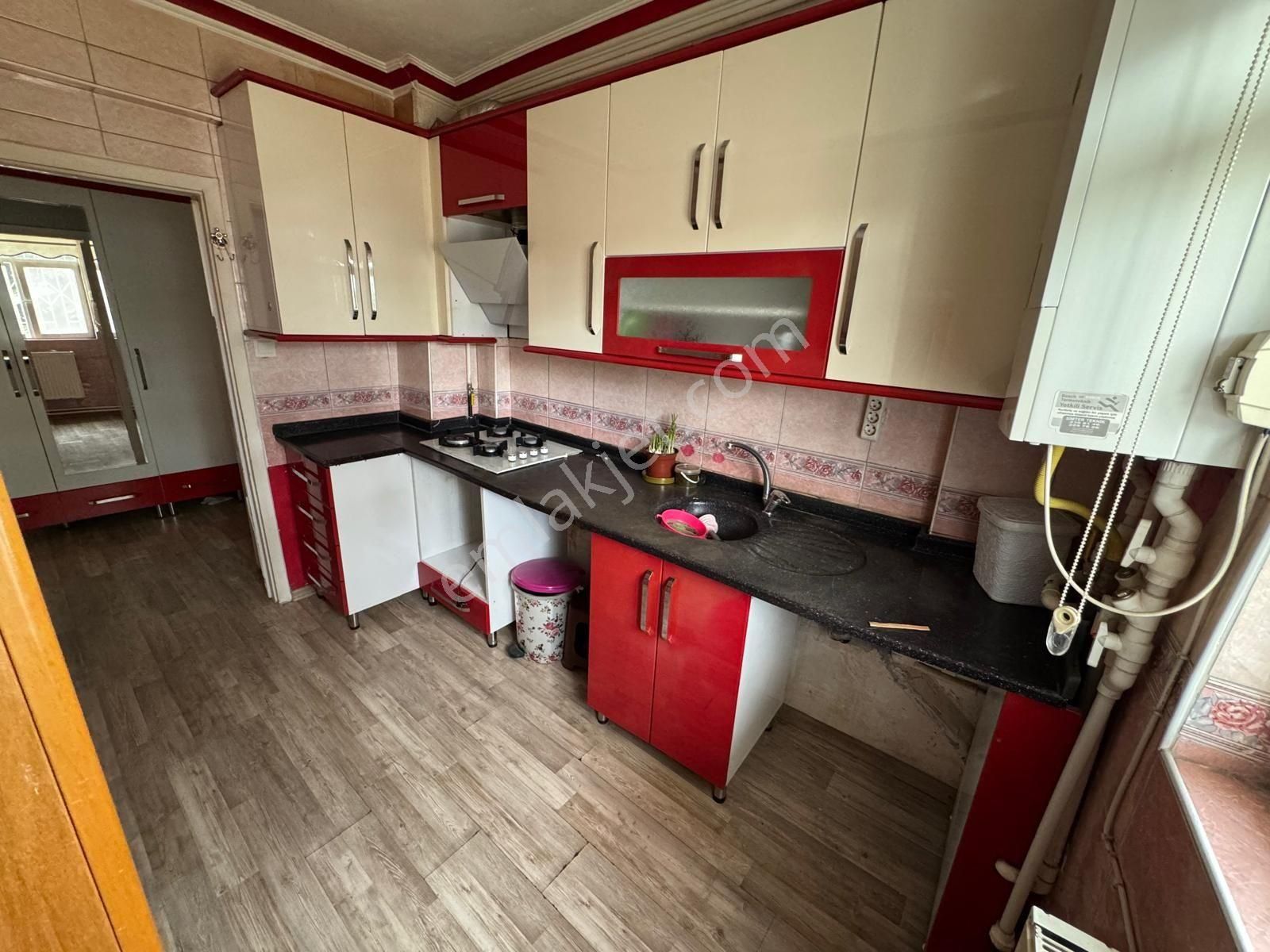 Tepebaşı H.bektaş Veli Köprü Yakını Kat1 3+1 Oturuma Hazır - Görsel 2