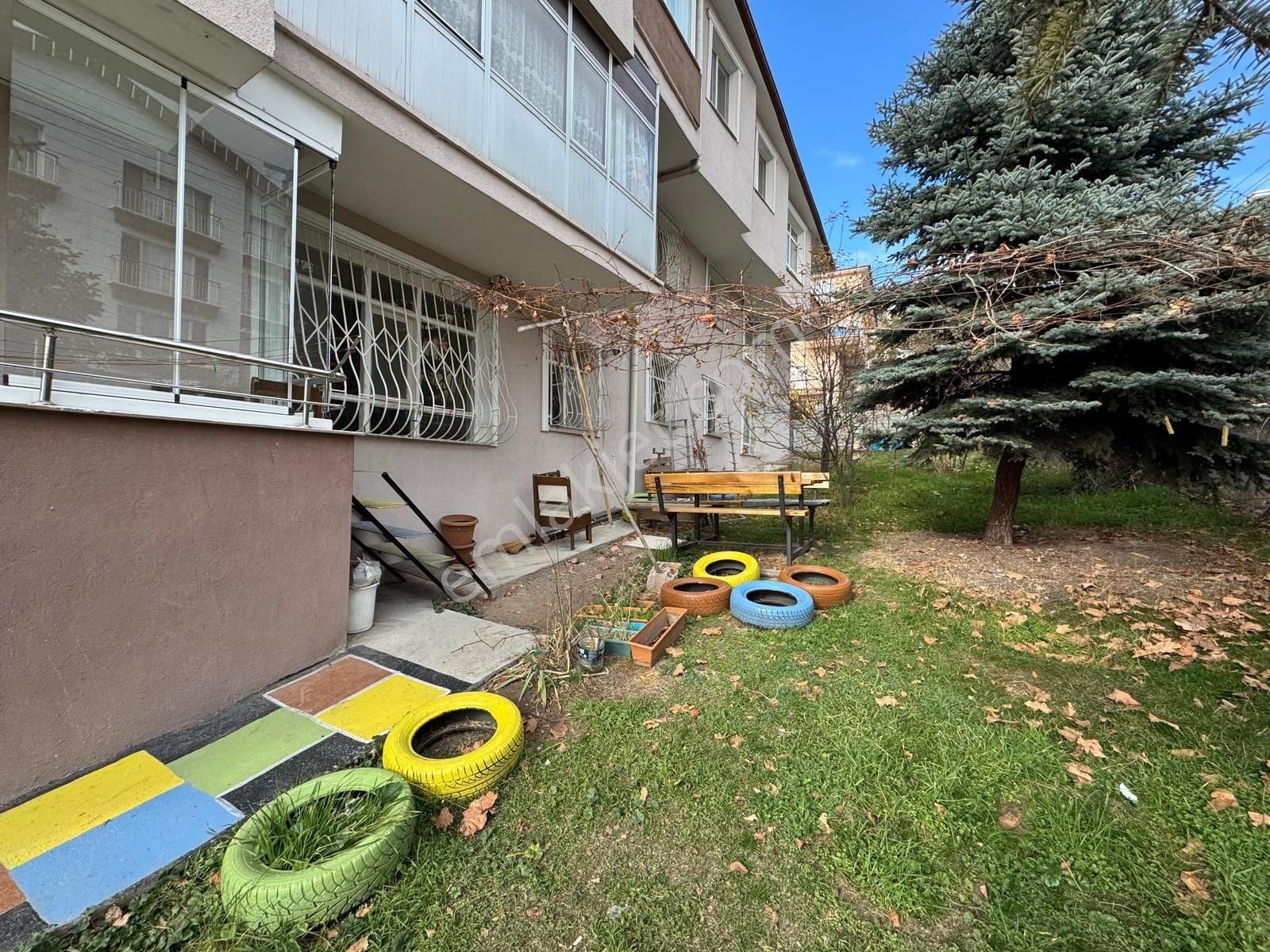 Tepebaşı H.bektaş Veli Köprü Yakını Kat1 3+1 Oturuma Hazır - Görsel 24