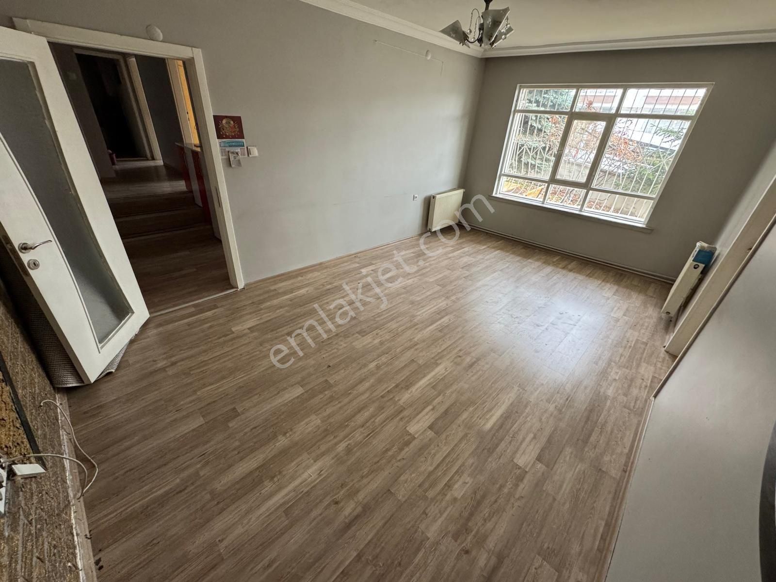 Tepebaşı H.bektaş Veli Köprü Yakını Kat1 3+1 Oturuma Hazır - Görsel 5