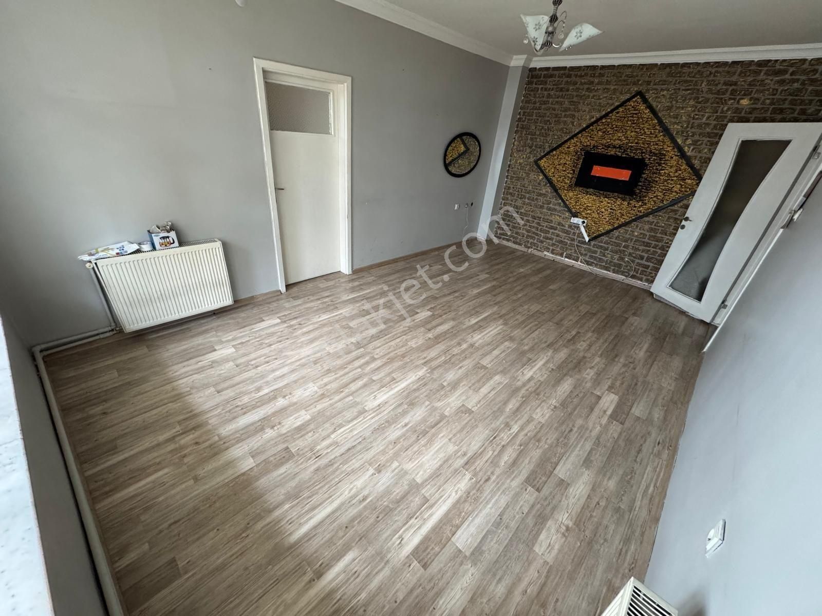 Tepebaşı H.bektaş Veli Köprü Yakını Kat1 3+1 Oturuma Hazır - Görsel 7