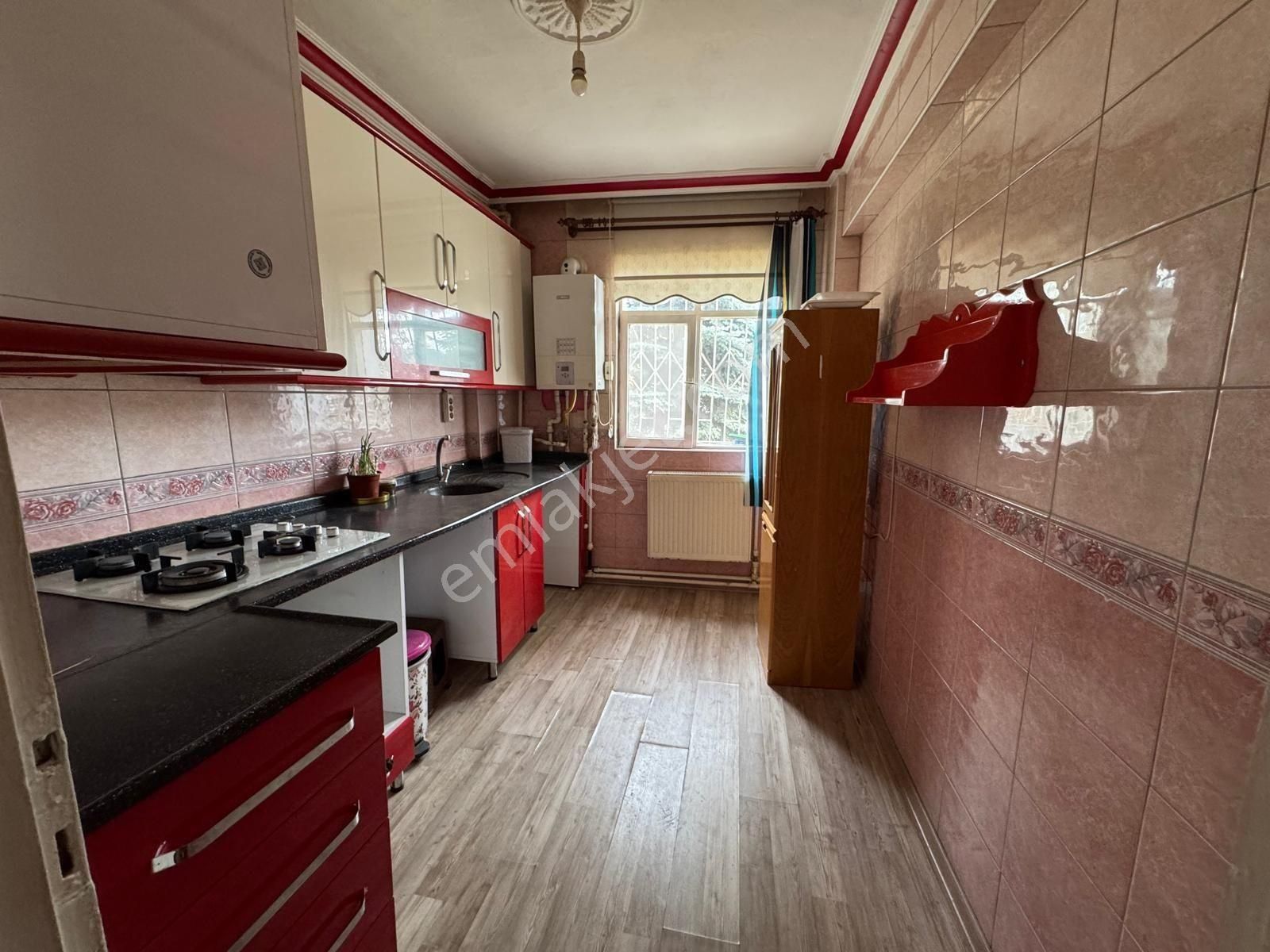 Tepebaşı H.bektaş Veli Köprü Yakını Kat1 3+1 Oturuma Hazır