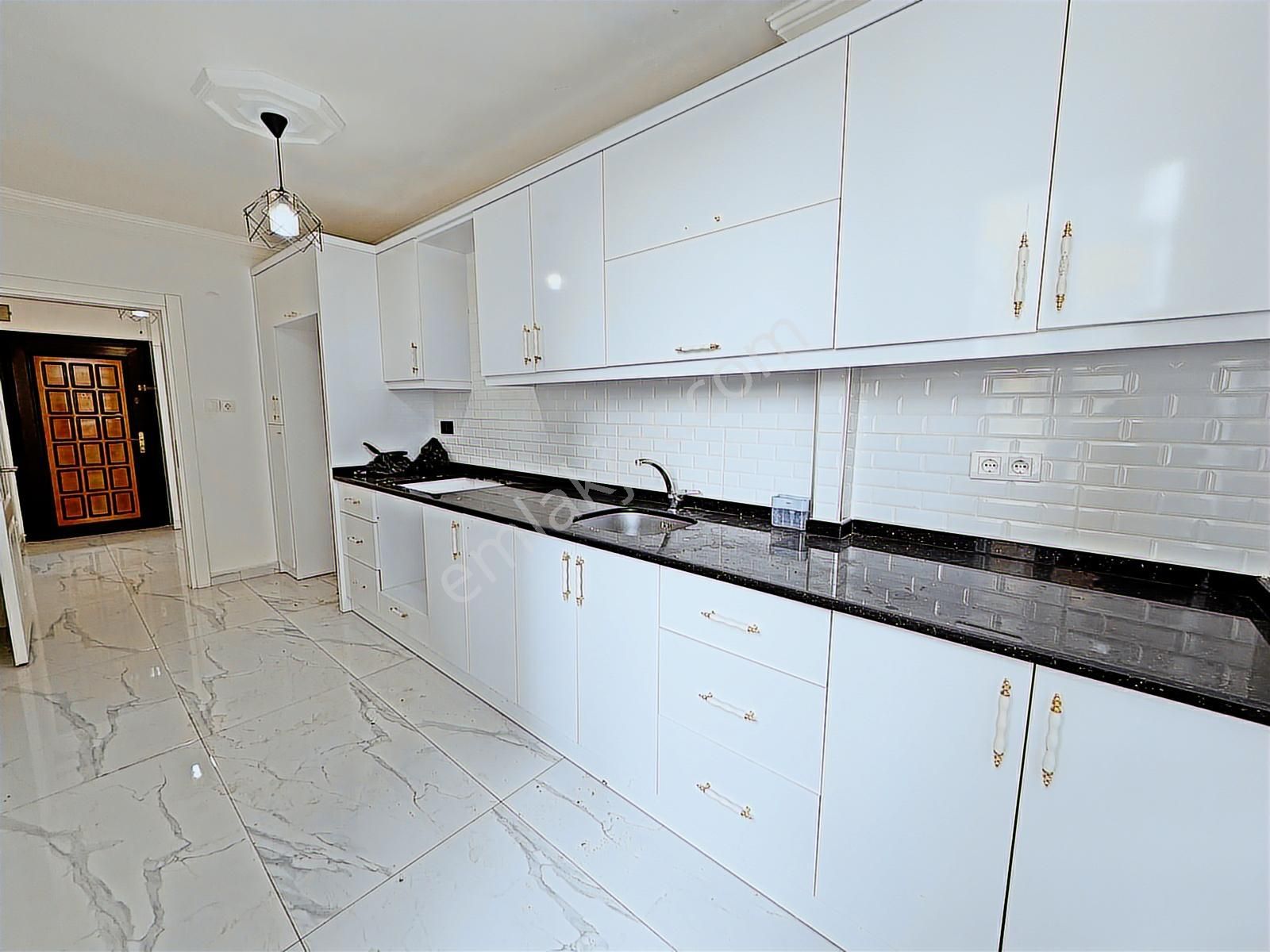 Alanya Mahmutlar'da Satılık 2+1 Ayrı Mutfak Denize Yakın - Görsel 16