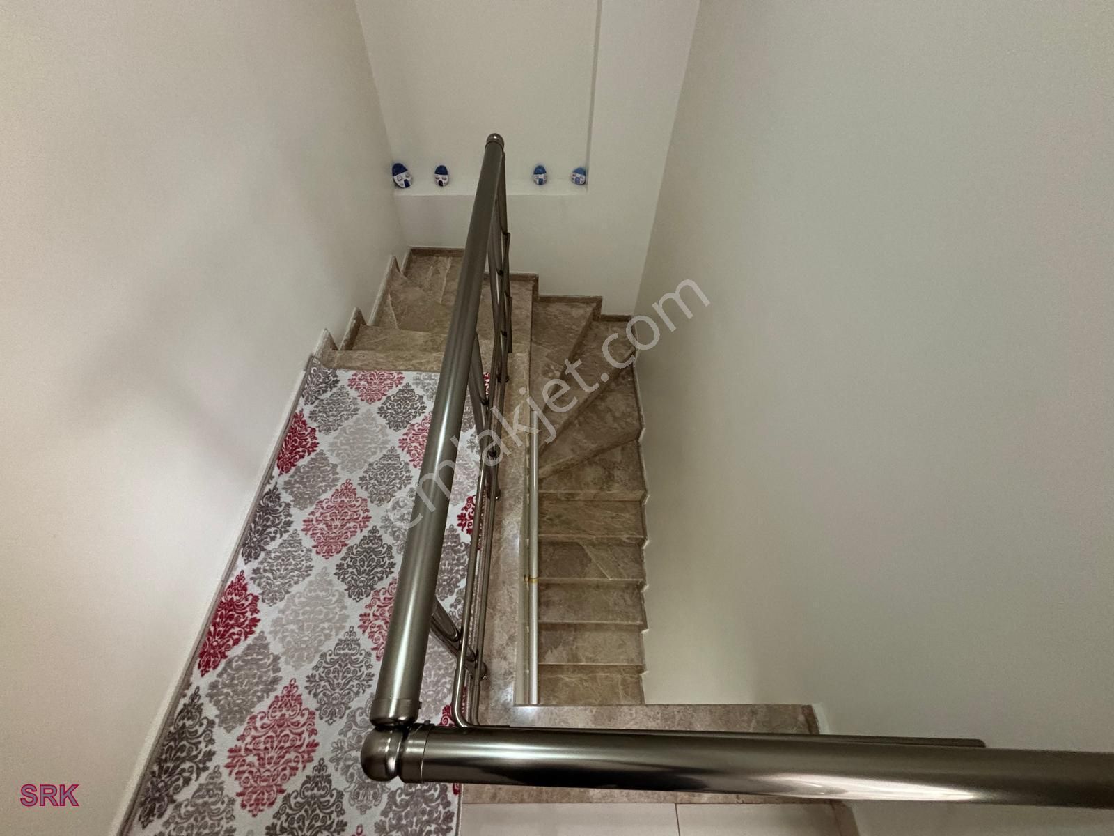 Serkan Gayrimenkulden Bahçelievler Şirinevlerde 250 Metre 5+1 Mükemmel Dubles Daire - Görsel 15