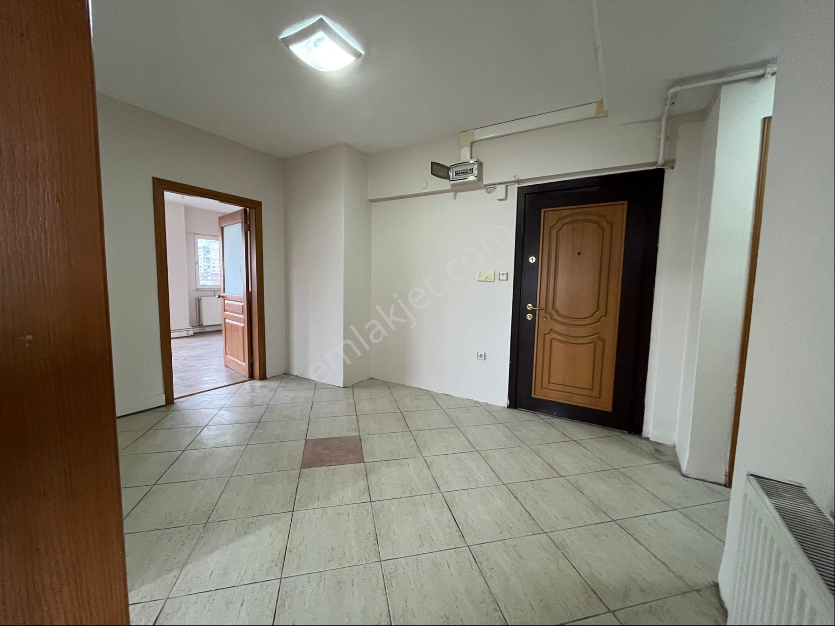 Oben'den Bostancı Sanayi Görkem İş Merkezi'nde 2+1 110 M² Ofis - Görsel 24