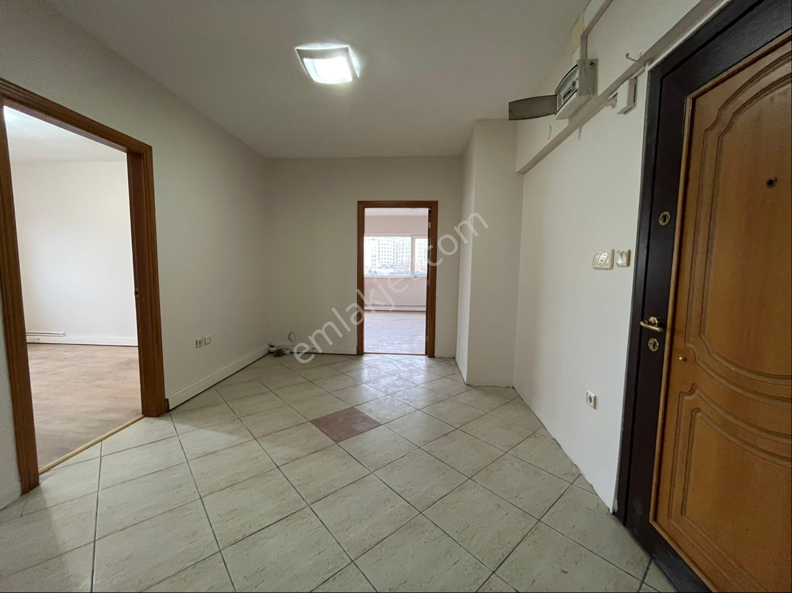 Oben'den Bostancı Sanayi Görkem İş Merkezi'nde 2+1 110 M² Ofis - Görsel 22