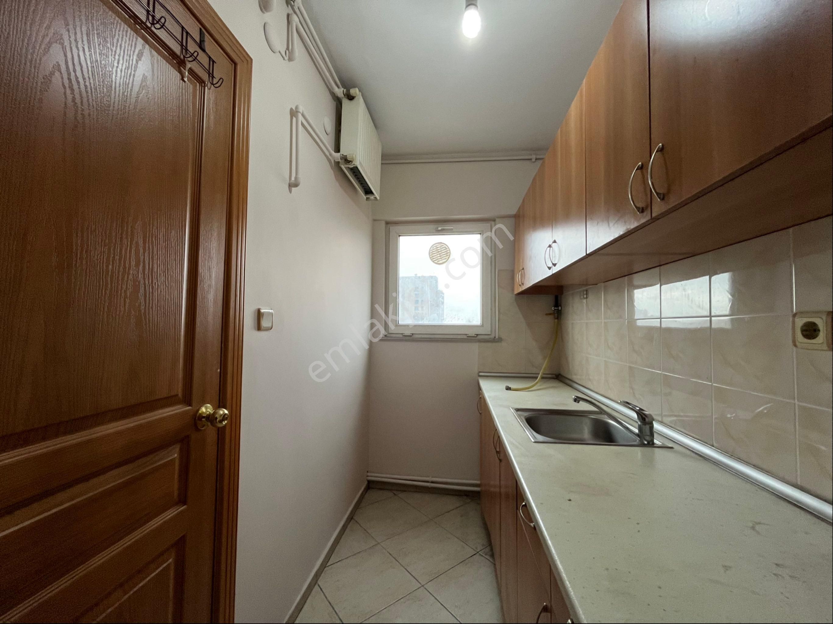 Oben'den Bostancı Sanayi Görkem İş Merkezi'nde 2+1 110 M² Ofis - Görsel 12
