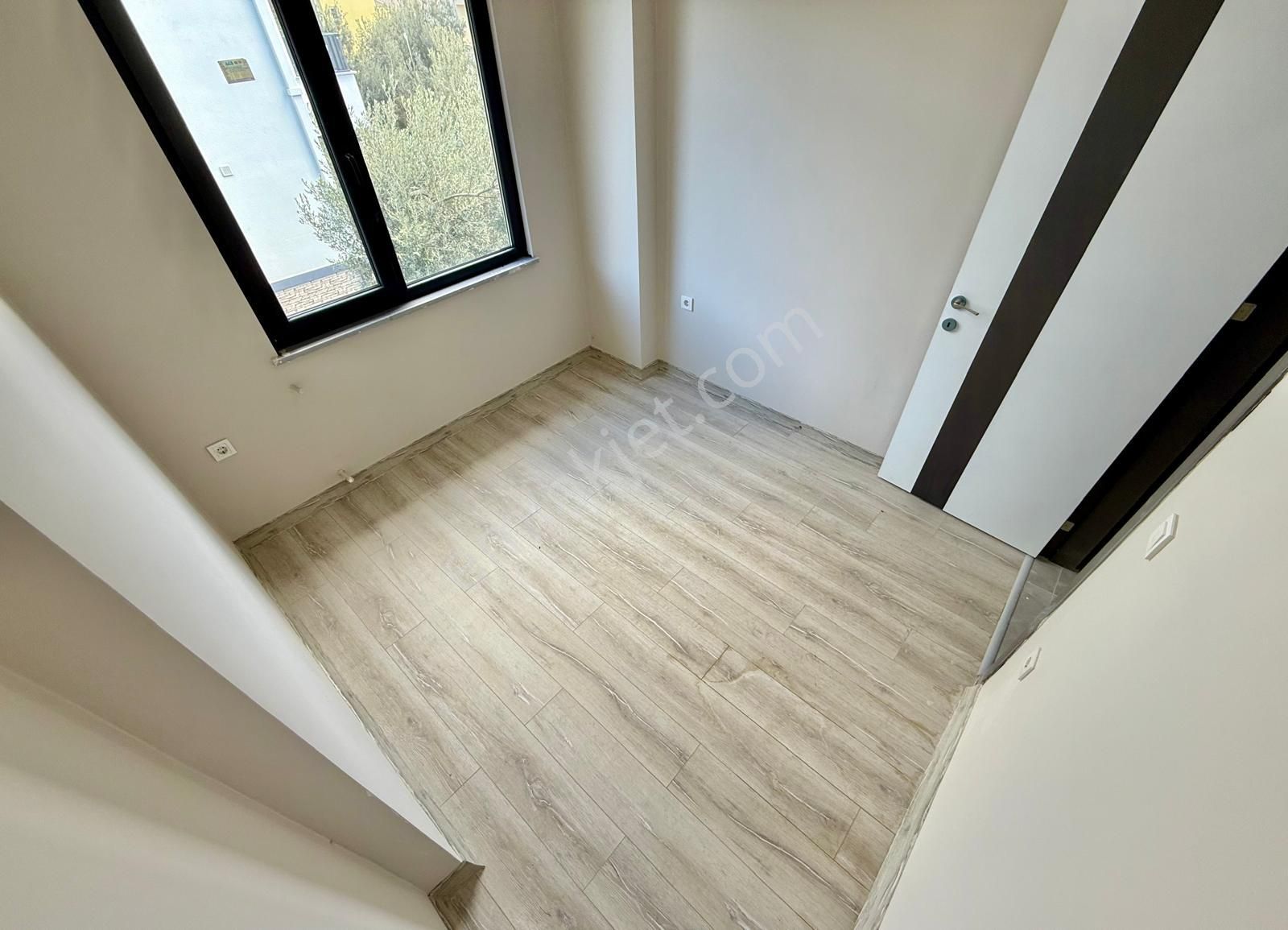 ꧁akçay Ay Emlak'tan꧂küçükkuyu'da Kazdağlarının Eteklerinde Muhteşem Manzaralı Satılık 2+1 Lüx Daire - Görsel 35