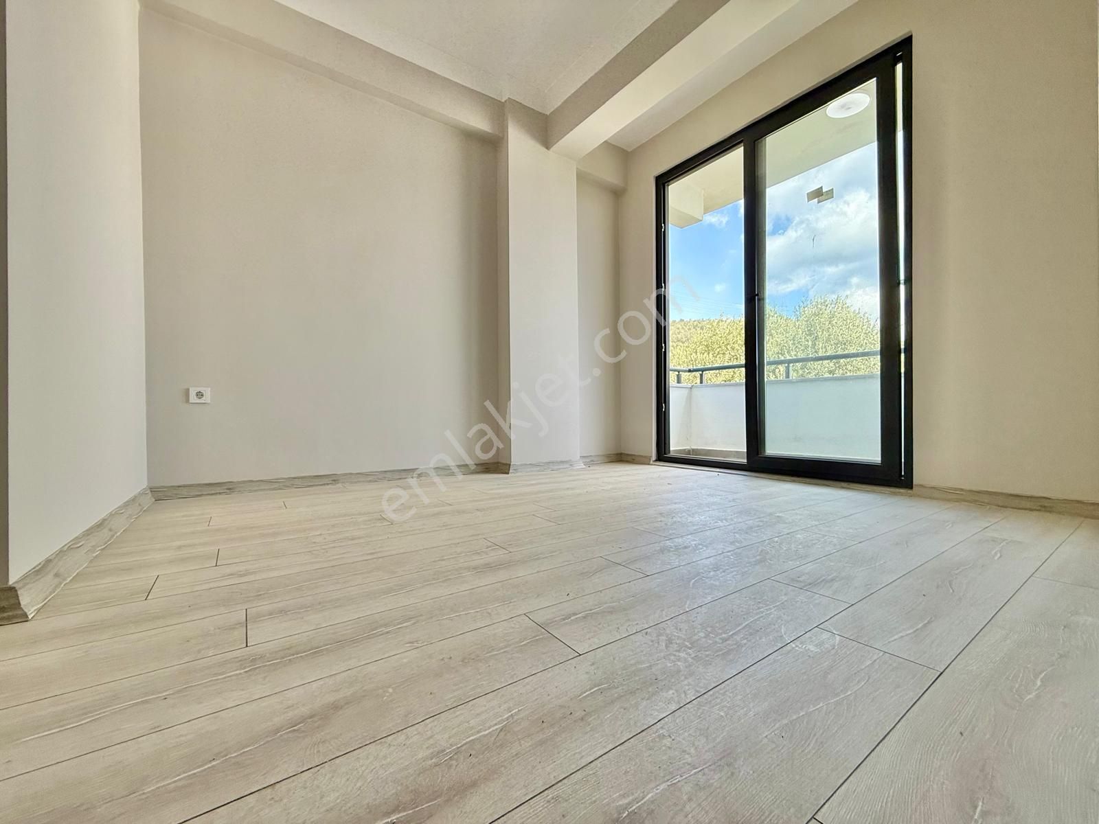 ꧁akçay Ay Emlak'tan꧂küçükkuyu'da Kazdağlarının Eteklerinde Muhteşem Manzaralı Satılık 2+1 Lüx Daire - Görsel 26