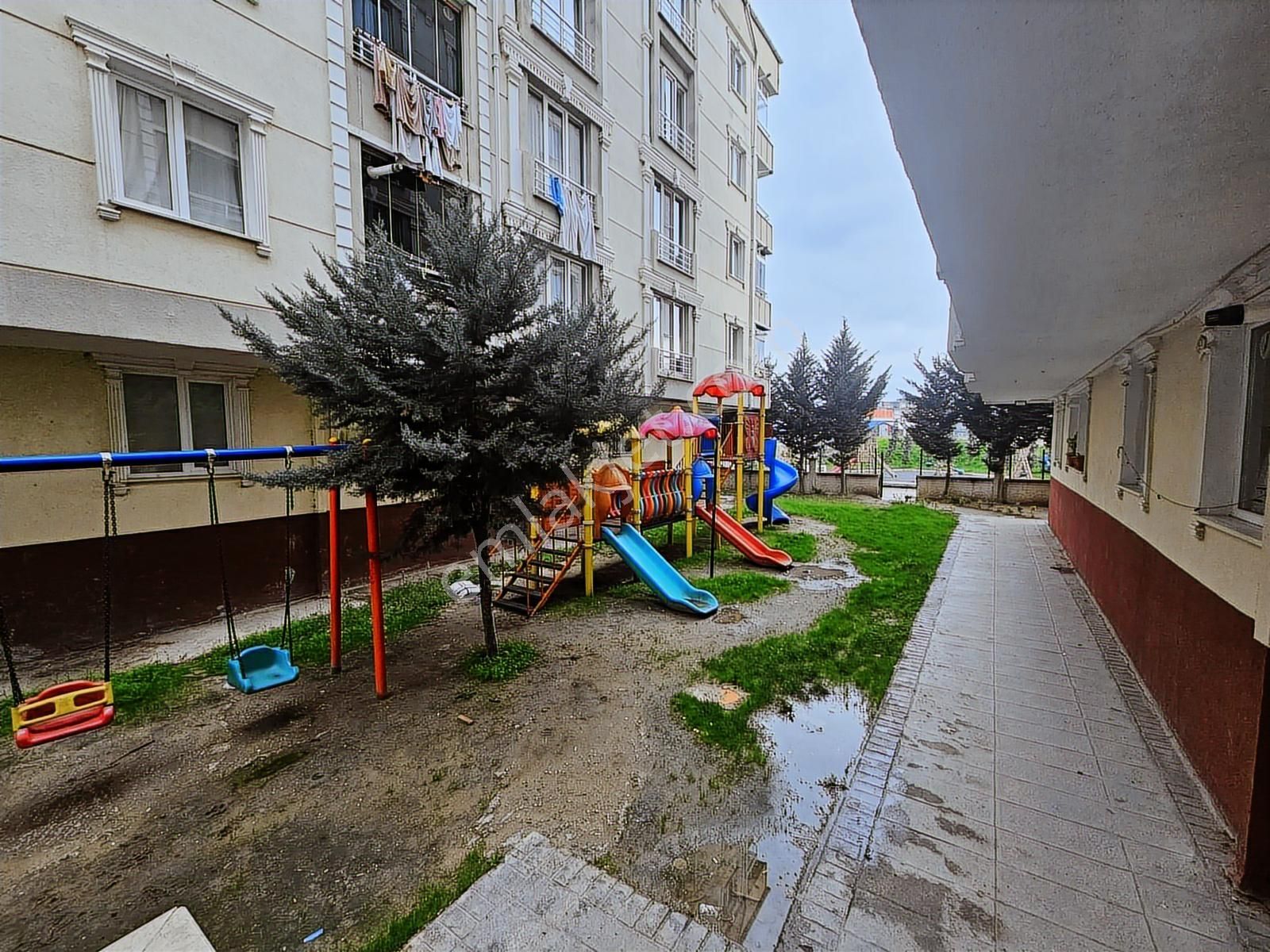 Çerkezköy Fatih Mah. Site İçinde 2+1 İskanlı Asansörlü Kombili - Görsel 11