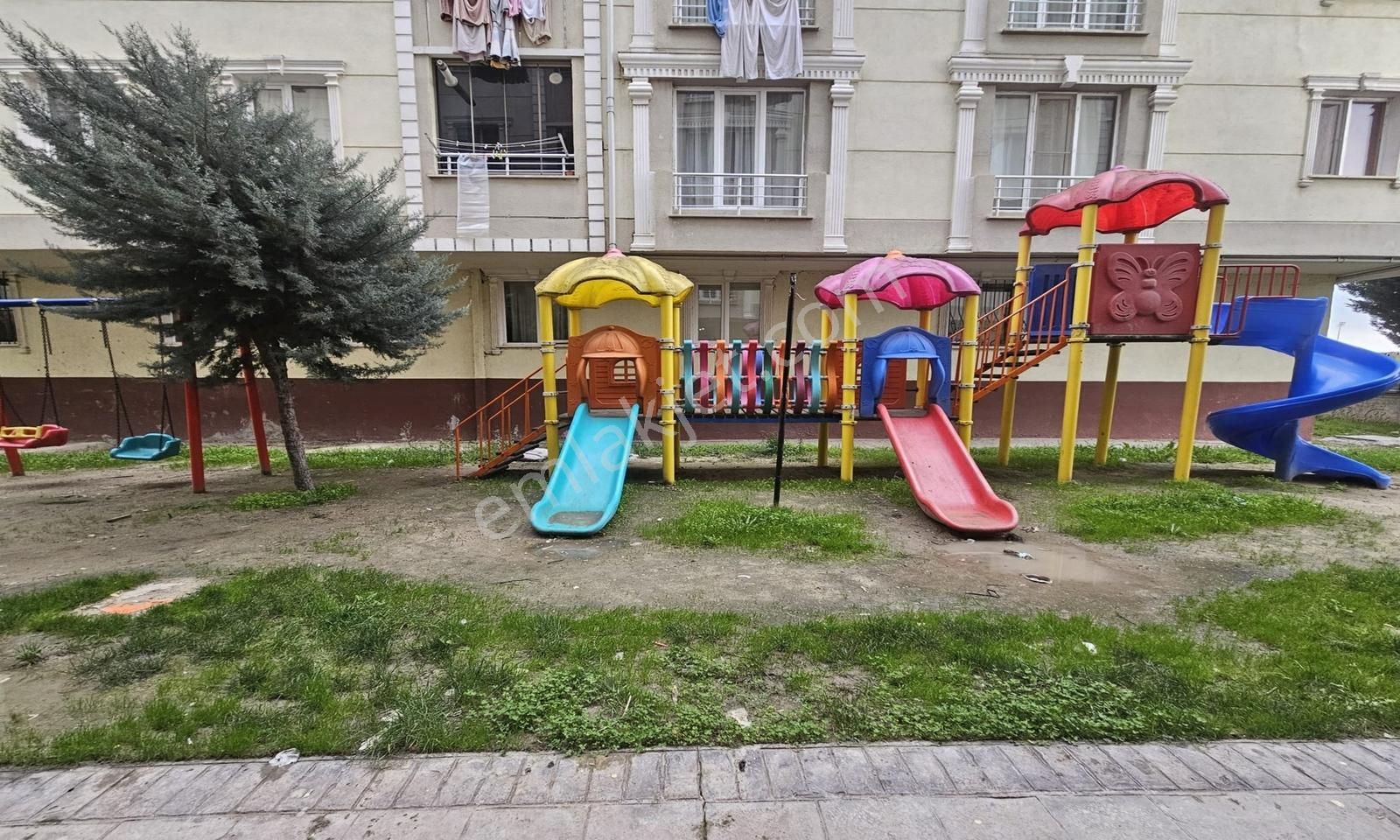 Çerkezköy Fatih Mah. Site İçinde 2+1 İskanlı Asansörlü Kombili - Görsel 13