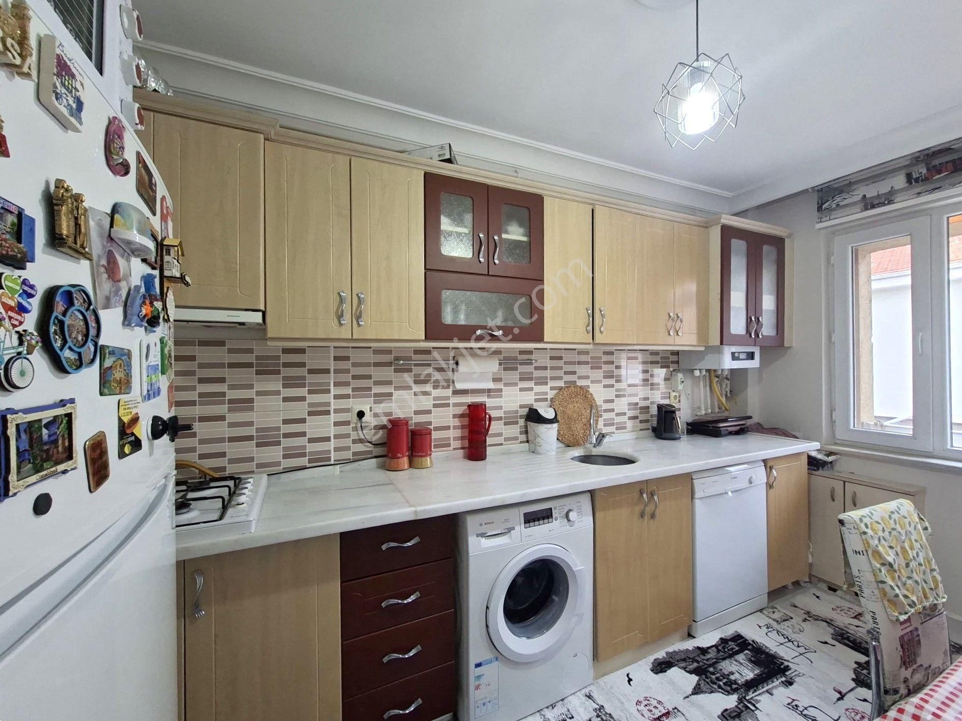 Recep Ümit Emlak'tan Derman Caddesi Başında Satılık 2+1 Temiz Yapılı Köşe Daire - Görsel 10