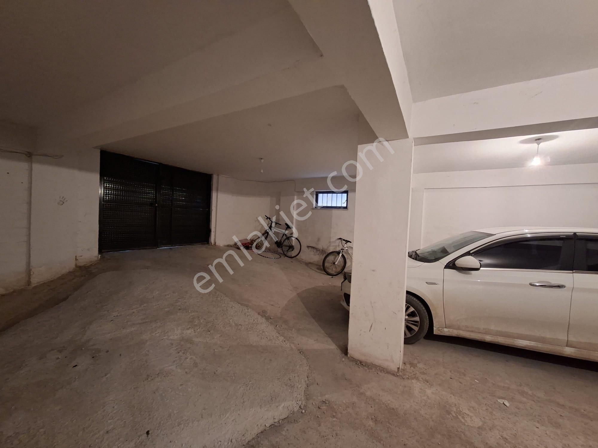 Recep Ümit Emlak'tan Derman Caddesi Başında Satılık 2+1 Temiz Yapılı Köşe Daire - Görsel 35