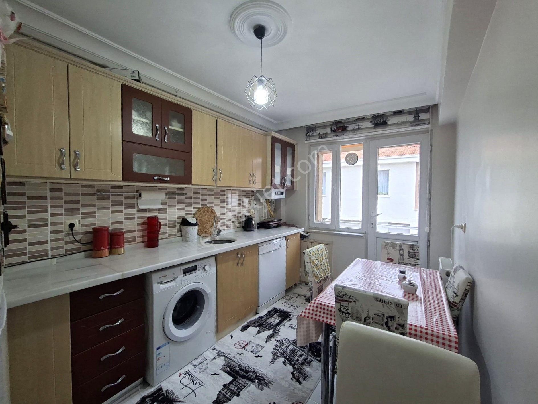 Recep Ümit Emlak'tan Derman Caddesi Başında Satılık 2+1 Temiz Yapılı Köşe Daire - Görsel 7