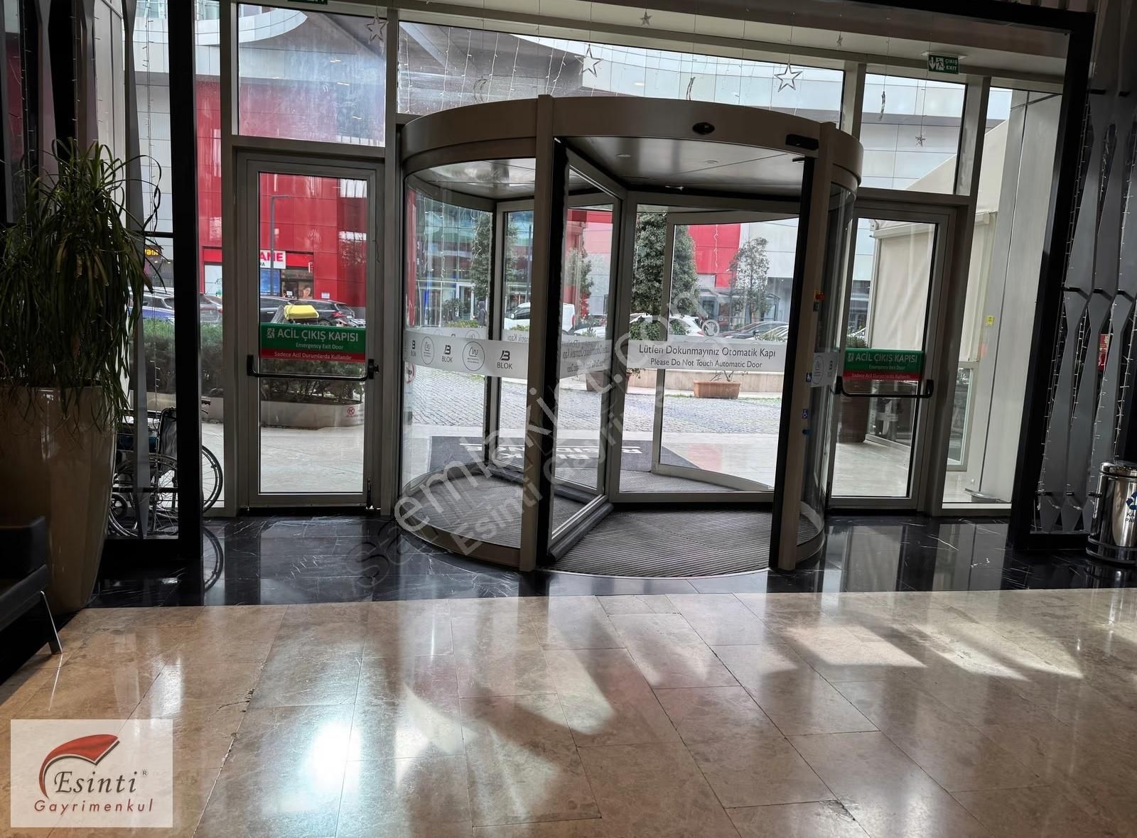 Ataşehir İstanbul Metropol B Blokda Full Eşyalı 70m2-1+1 Satılık - Görsel 9