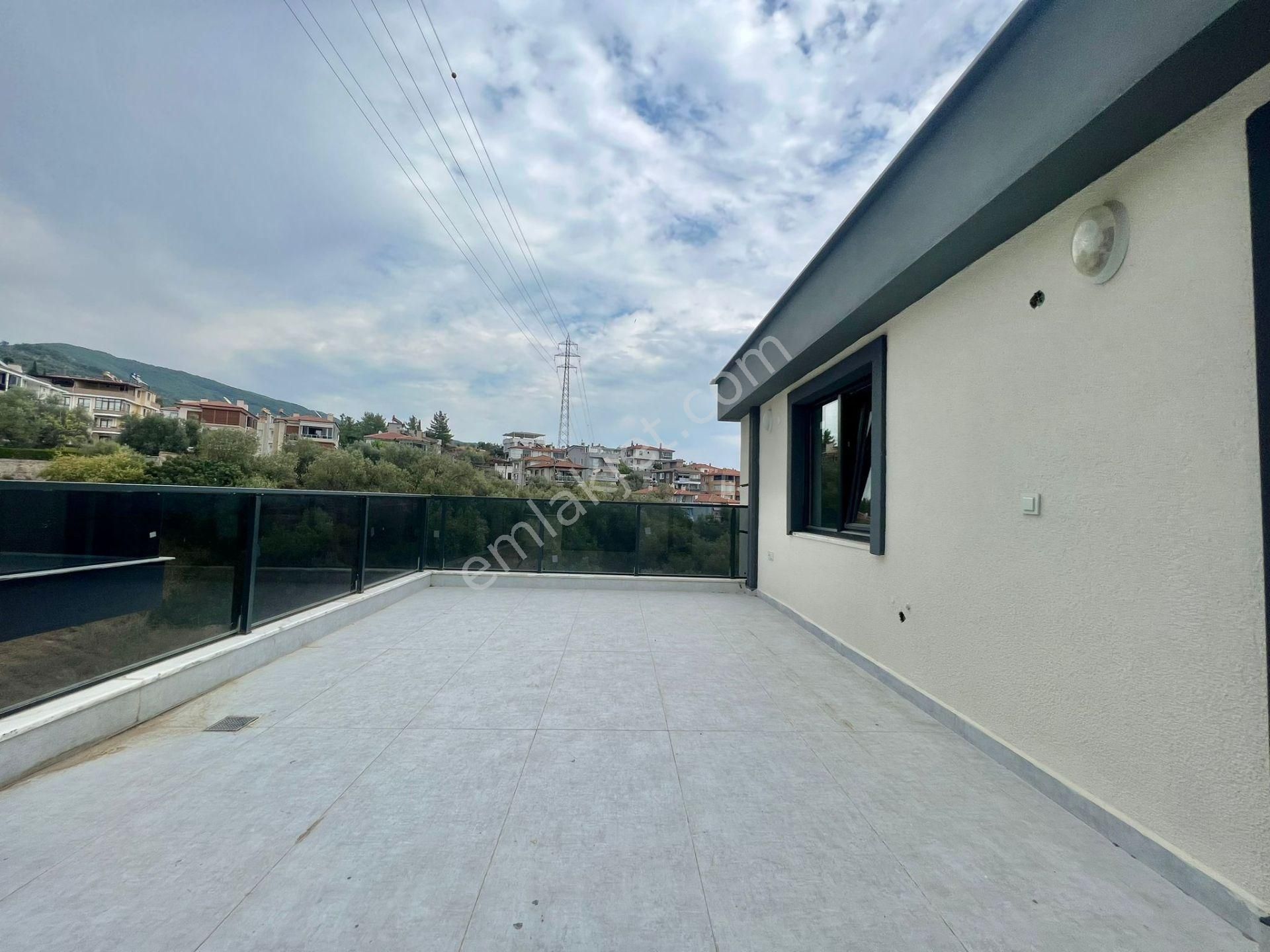 🌜akçay Ay Emlak'tan🌛altınoluk'ta Deniz Ve Dağ Manzaralı Geniş Teraslı Satılık 3+1 Dublex Daire - Görsel 26