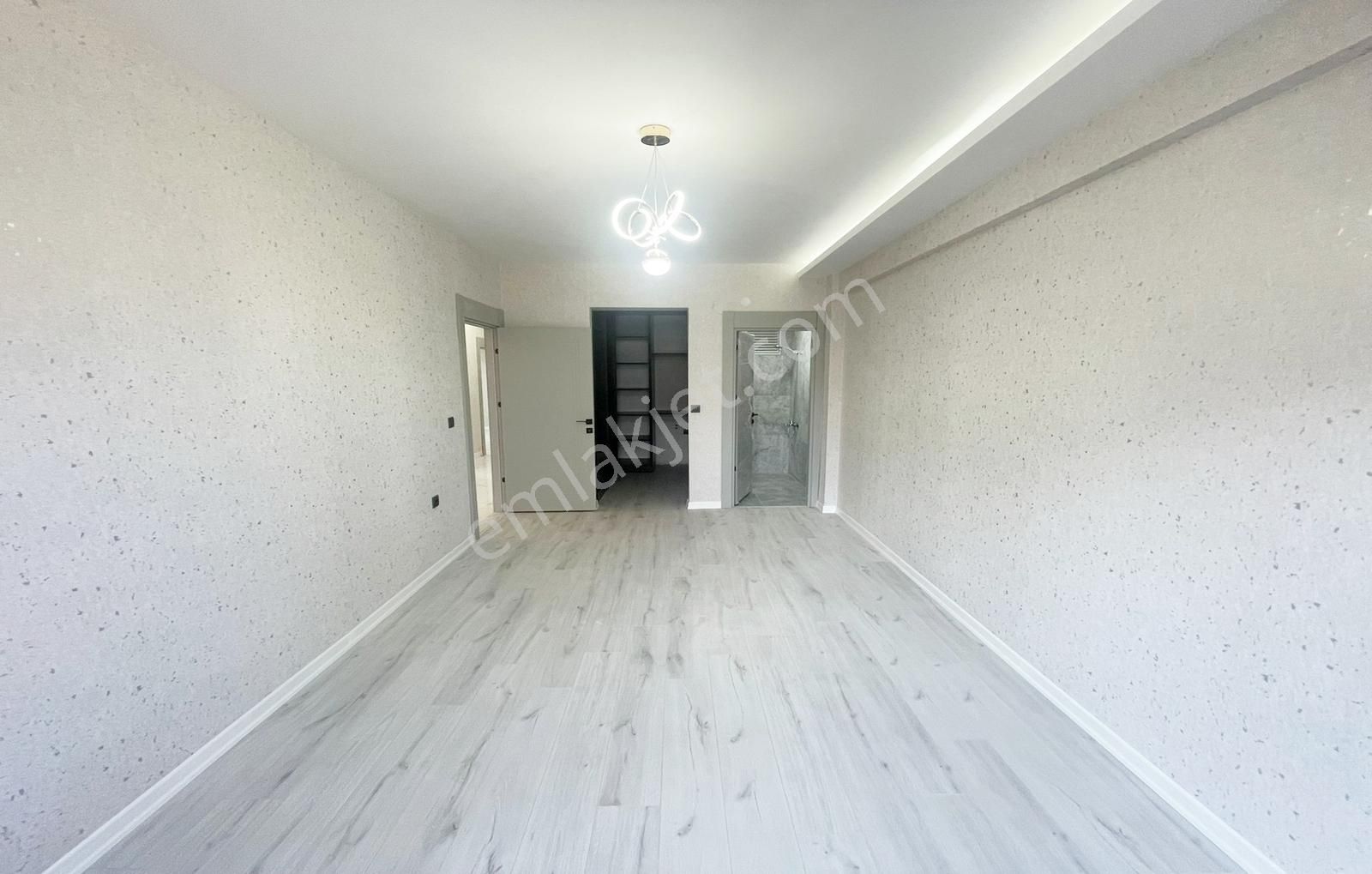 Yuvam'dan Karakaya'da 4+1 Giyinme Odalı+ebeveyn Banyolu Dairemiz - Görsel 4