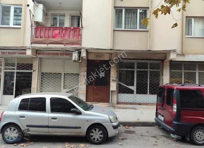 Fiyat Düştü Gazcılar Sakarya Mah. Masrafsız Temiz 70m2 2+1 Daire - Görsel 17