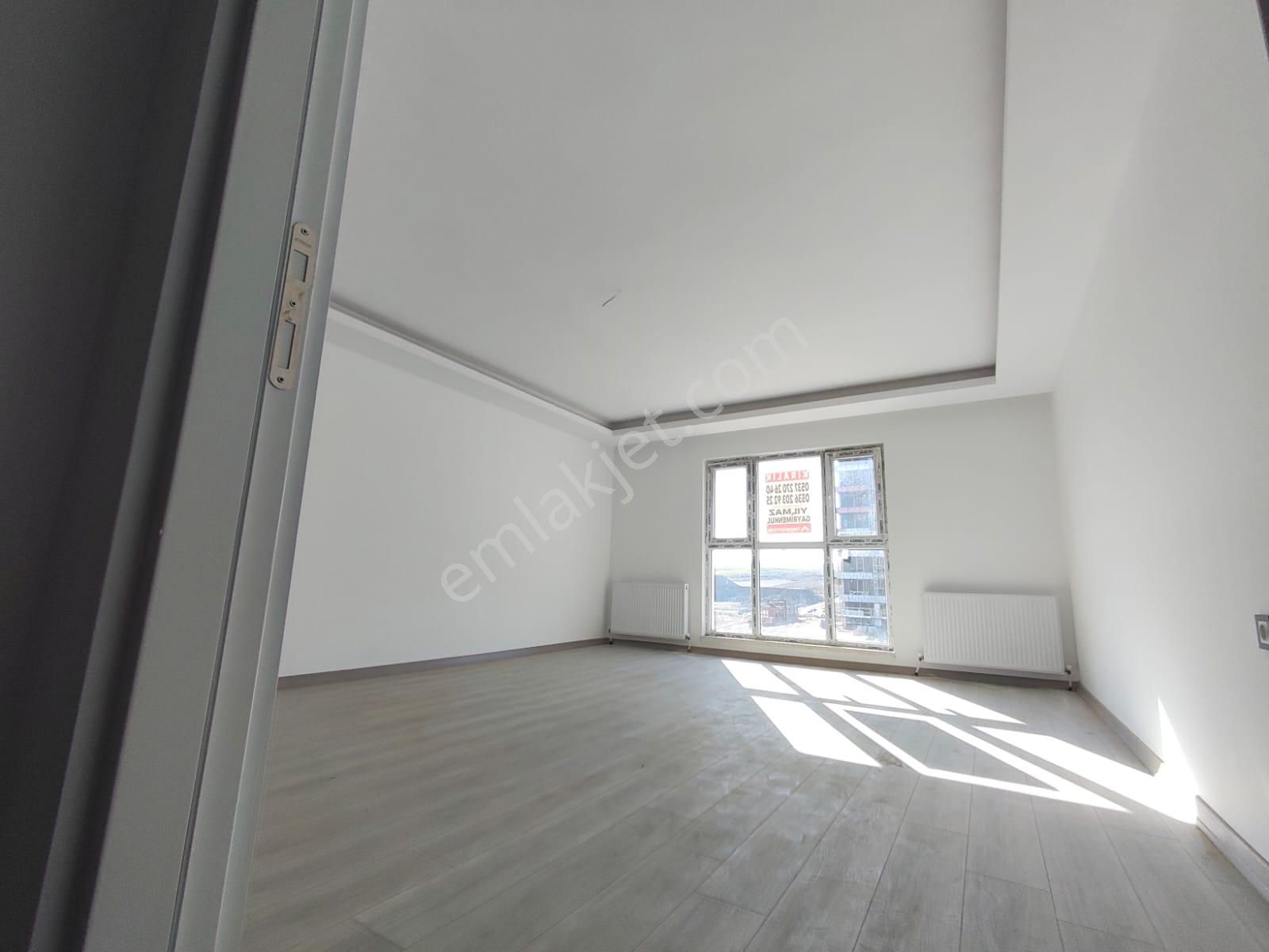 Yılmaz Gayrimenkulden Kiralık 4+1 200 M2 - Görsel 24