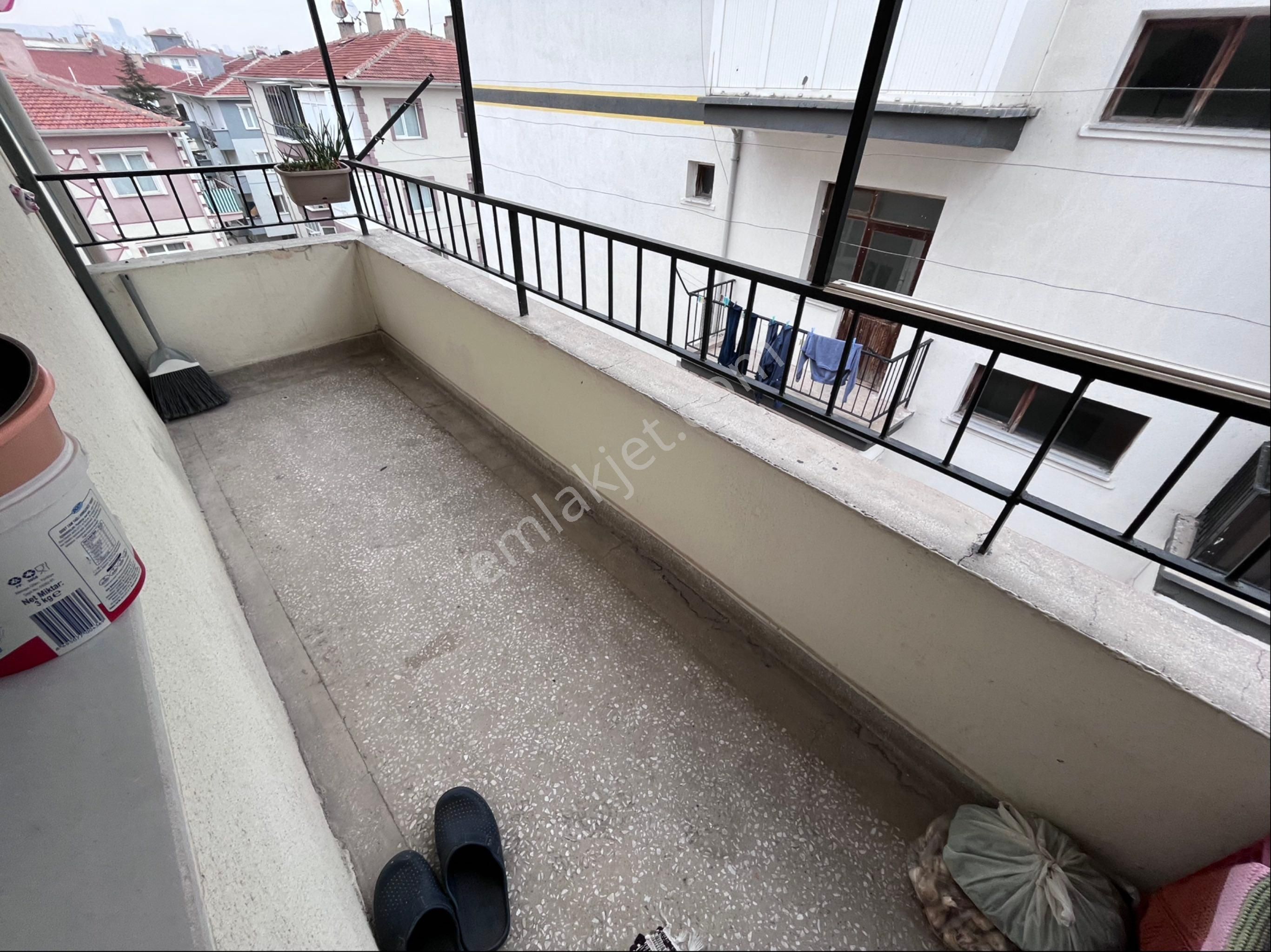 Sincan Akşemsettin Mh.'de 4+1 Merkezi Konum Ön Cephe Katta Satılık Daire - Görsel 24