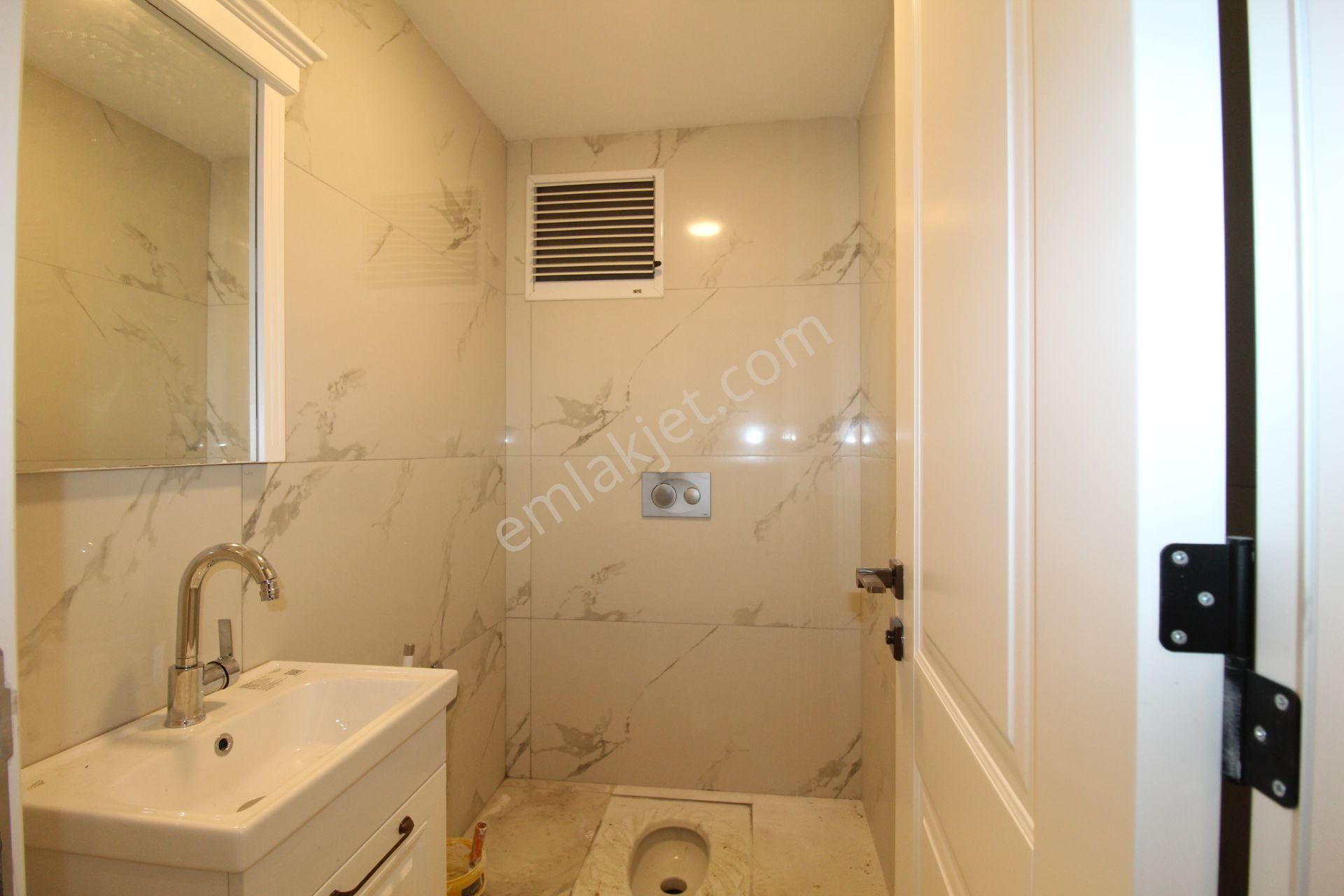 Aslan'dan Havuzlu Sitede Geniş Metrajlı Ultralüks 5+1 - Görsel 14