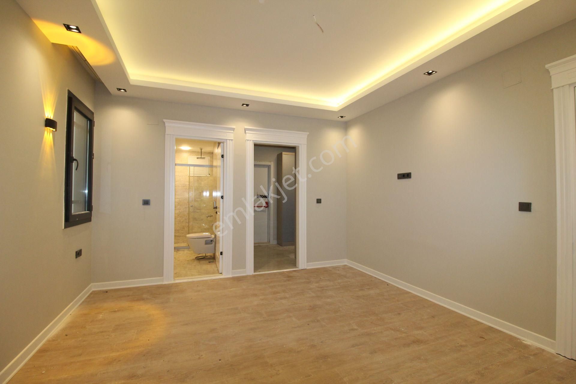 Aslan'dan Havuzlu Sitede Geniş Metrajlı Ultralüks 5+1 - Görsel 21