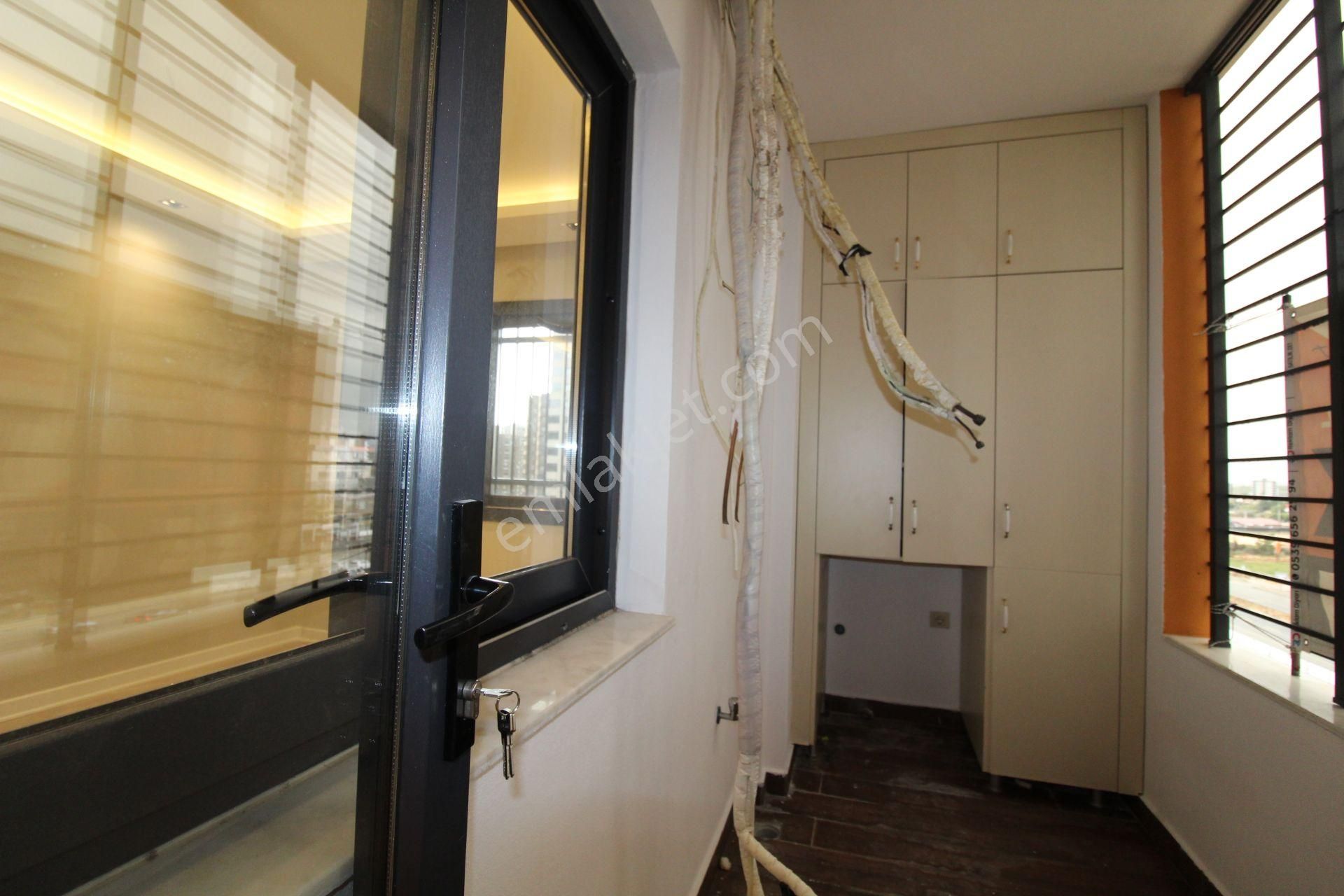 Aslan'dan Havuzlu Sitede Geniş Metrajlı Ultralüks 5+1 - Görsel 22