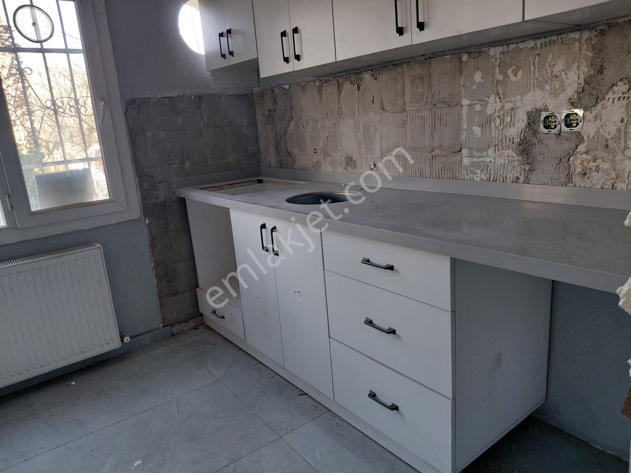 Milas Akkent Sitesinde 3+1 Tadilatı Yapılmış Satılık Daire