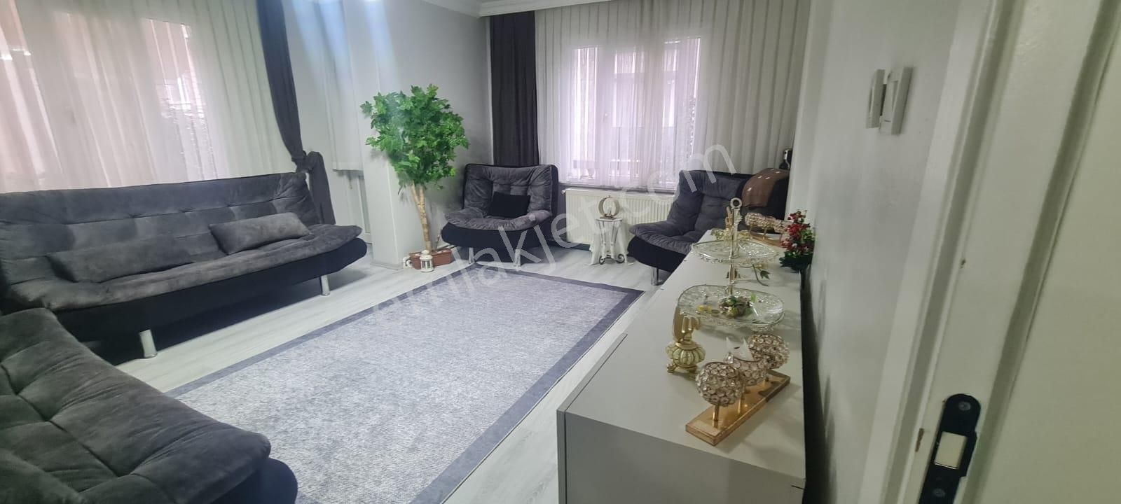 Bahçelievlerde Evlendirme Dairesi Yanı Kongre Merkezine Komşu - Görsel 6