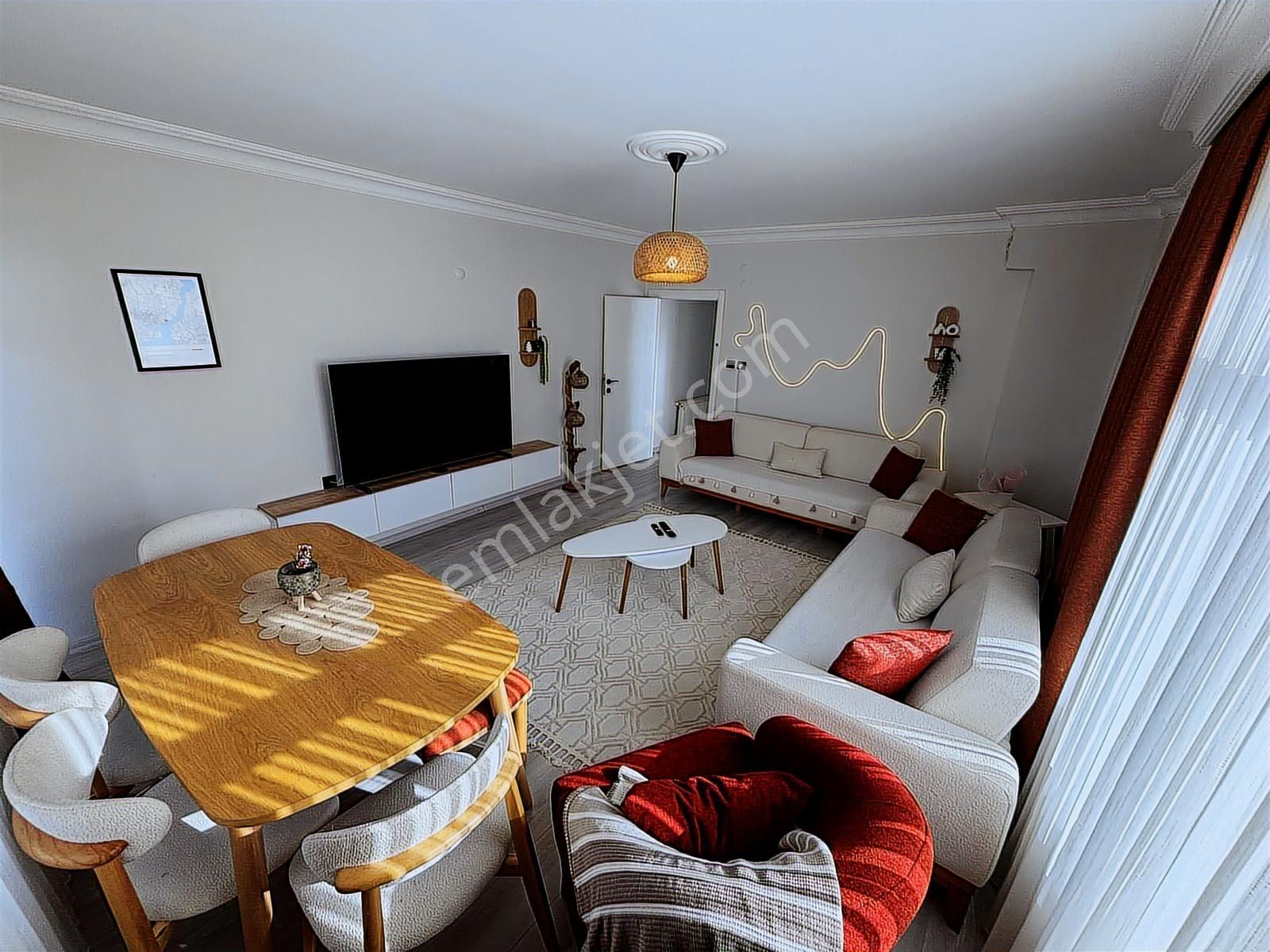 Ana Cadde Üzeri Masrafsız Ebeveyn Banyolu Hemen Taşınmaya Hazır - Görsel 2